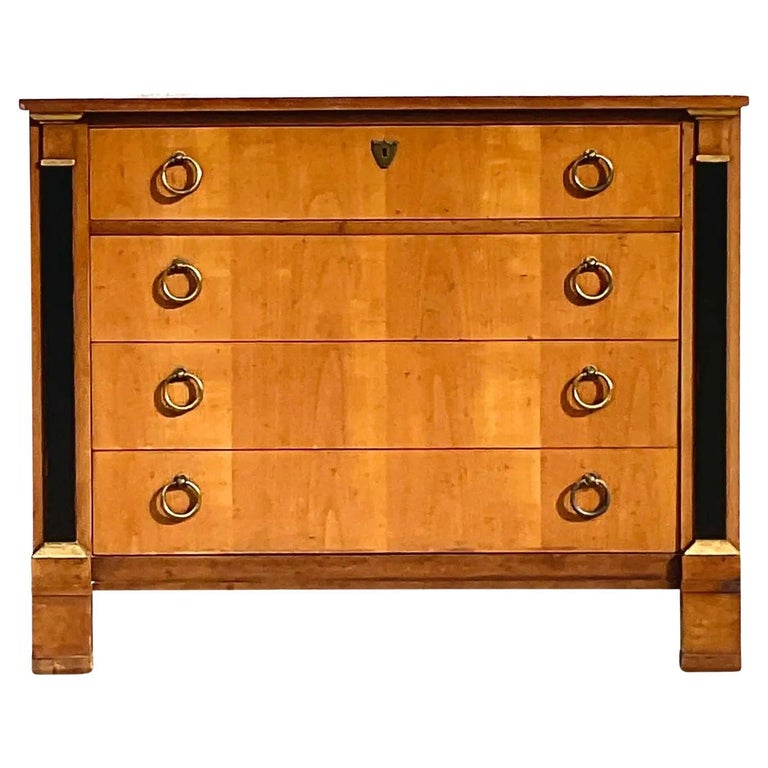 Commode néoclassique vintage de style Empire français par Baker Furniture En vente sur 1stDibs