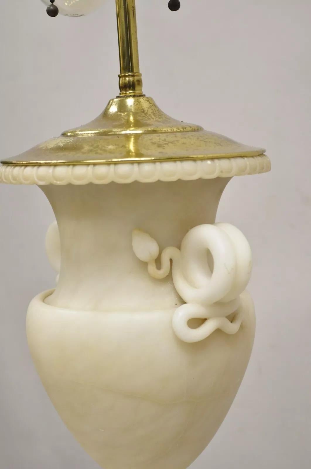 Neoclassico Vintage French Empire Neoclassical Italian Alabaster Marble Urn Table Lamp in vendita