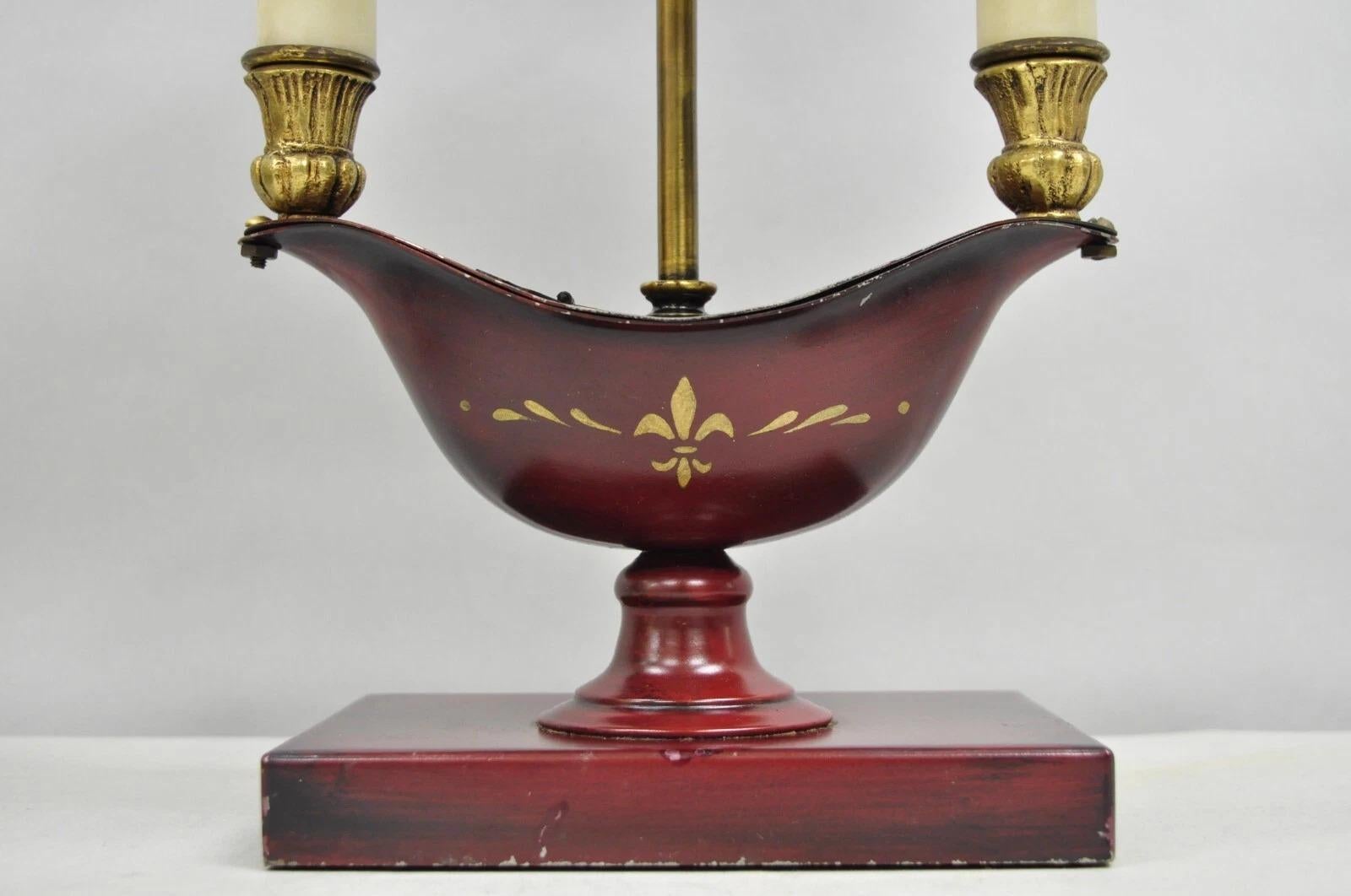 Vintage French Empire Red Painted Tole Metal Bouillotte Desk Table Lamp w/ Shade In Good Condition For Sale In Philadelphia, PA