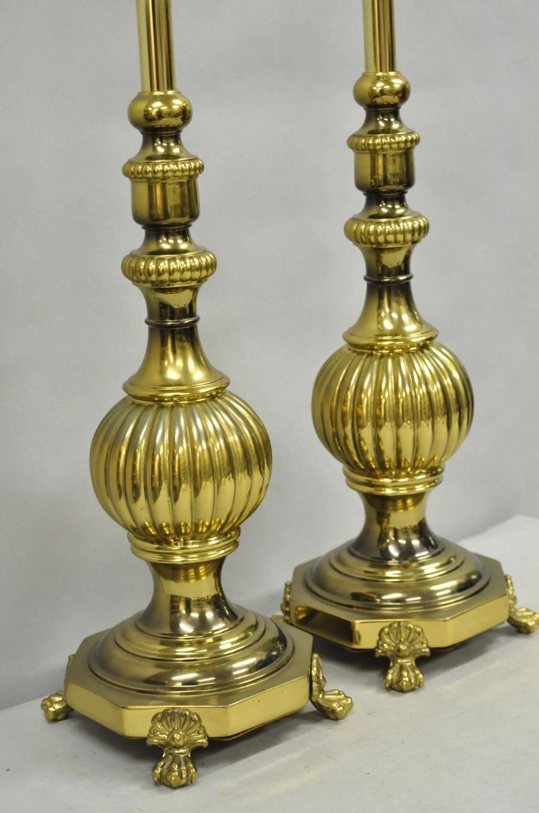 Paire de lampes de table à colonne en laiton bruni de style Empire en vente 4