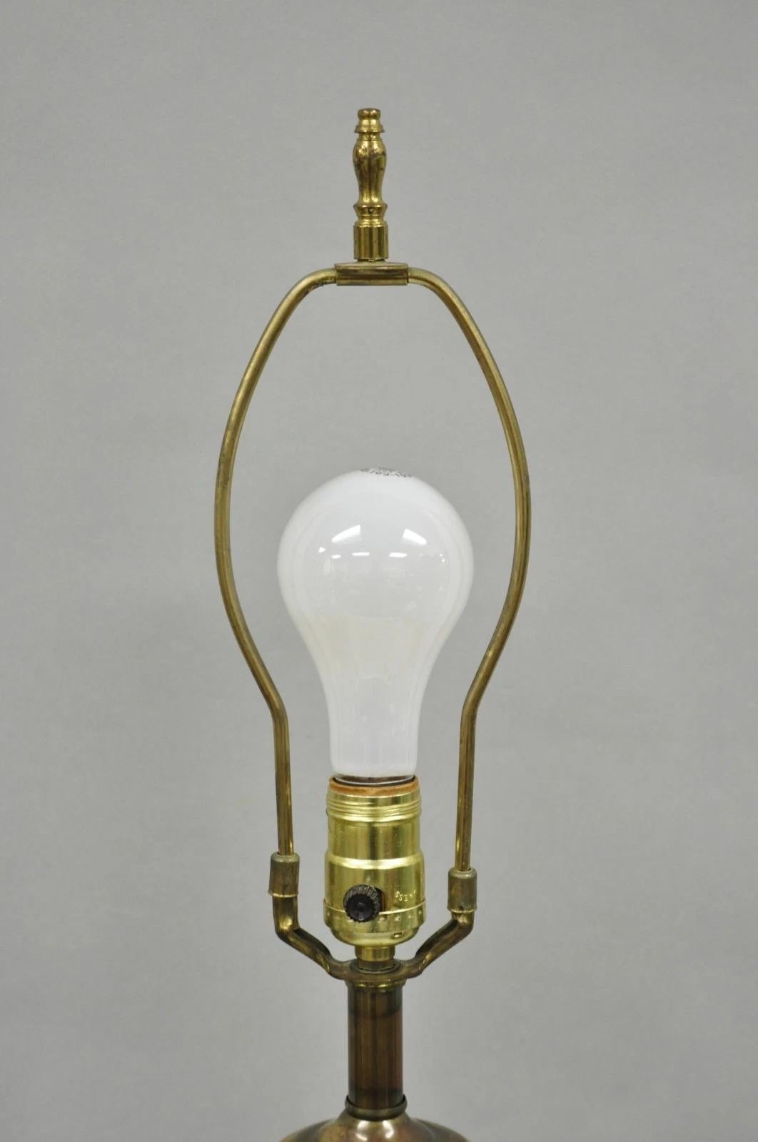 Laiton Lampe de table 