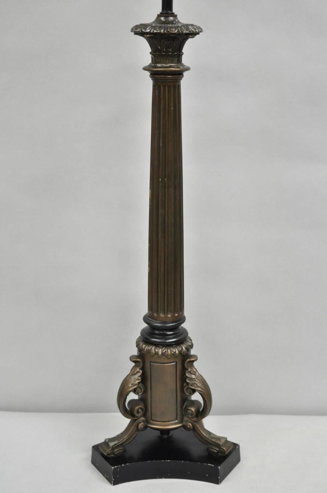 Lampada da tavolo a forma di colonna in metallo con finitura in bronzo, vintage French Empire in vendita 5