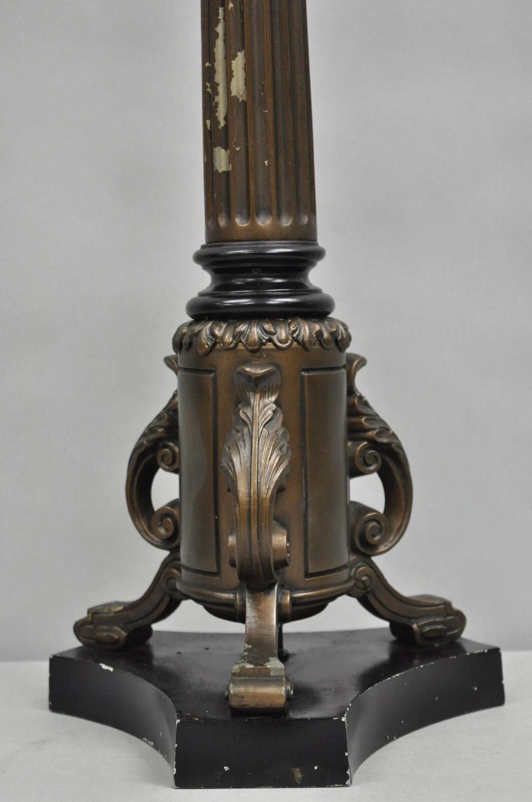 Stile impero Lampada da tavolo a forma di colonna in metallo con finitura in bronzo, vintage French Empire in vendita