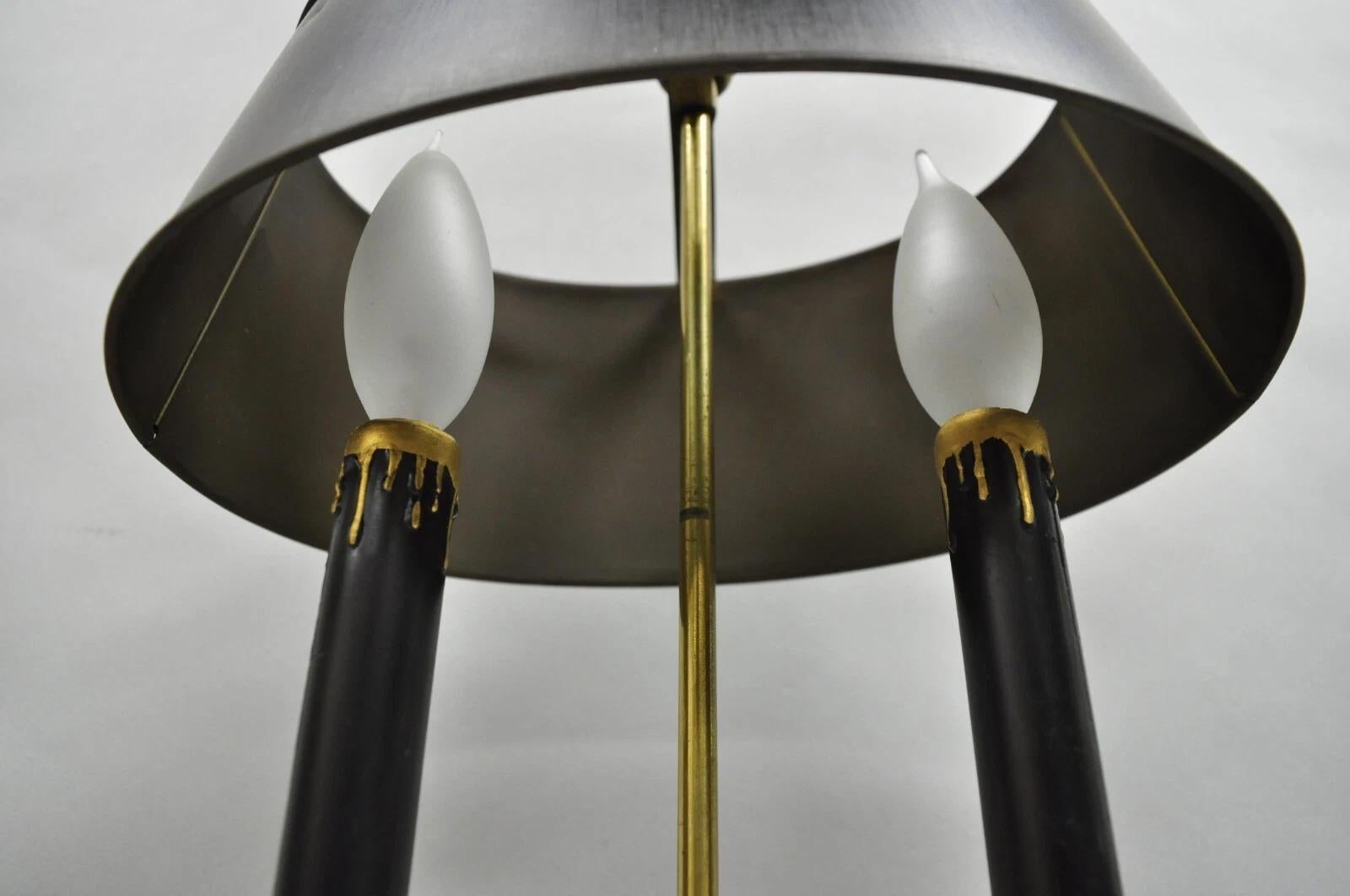 Lampe de bureau Empire en métal à abat-jour ovale, petite bouillotte en laiton en vente 3