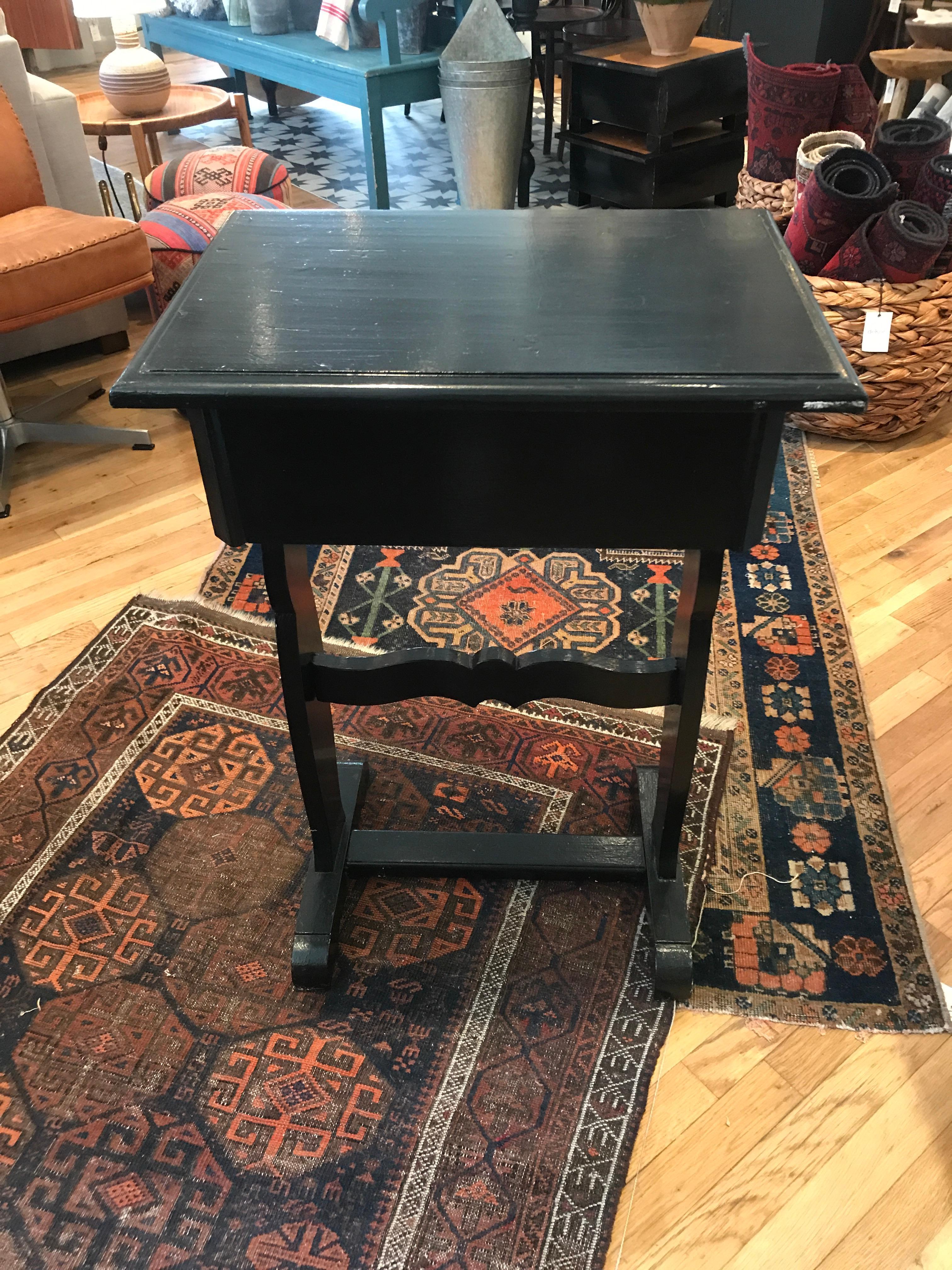 Vintage French End Table 2