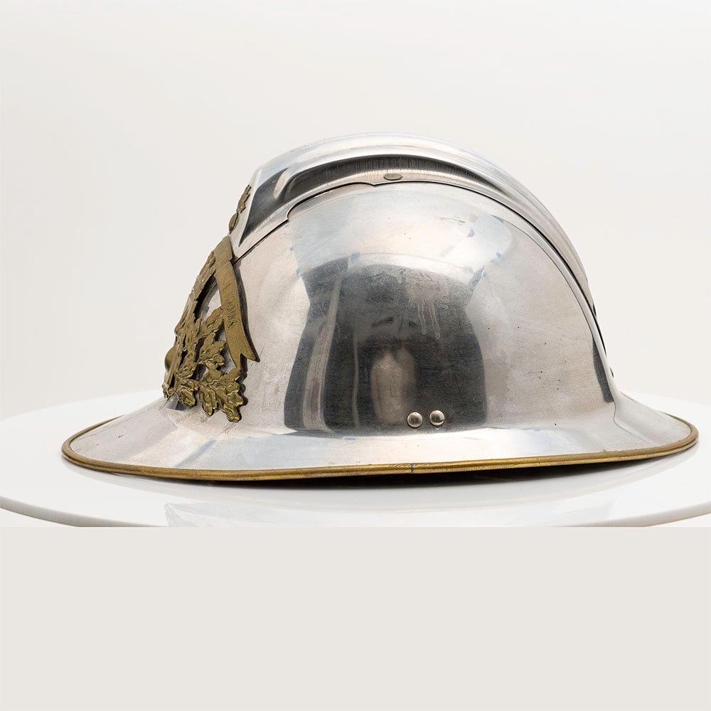 vieux casque de pompier