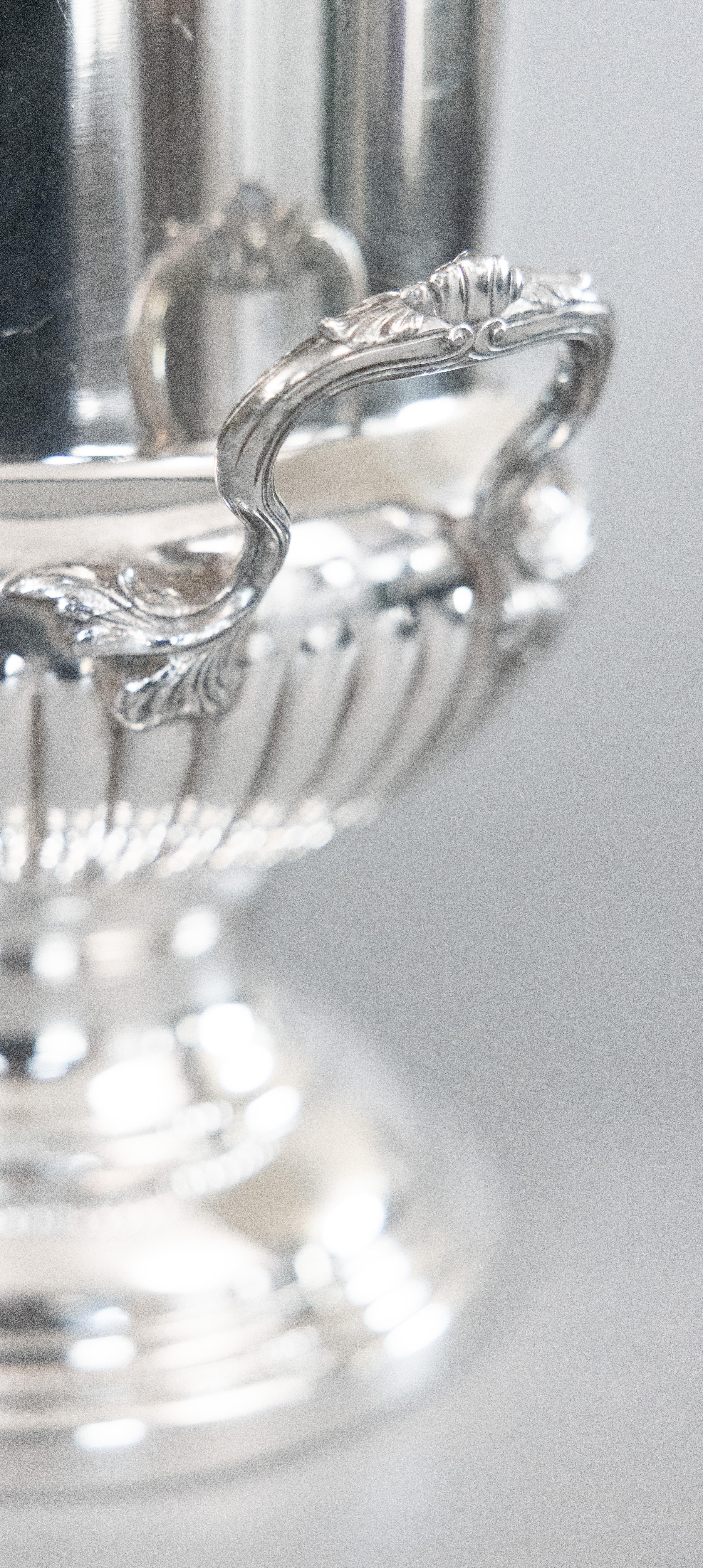 Vintage French Fleuron Christofle Silber Platte Champagner Eimer Weinkühler (Mitte des 20. Jahrhunderts) im Angebot