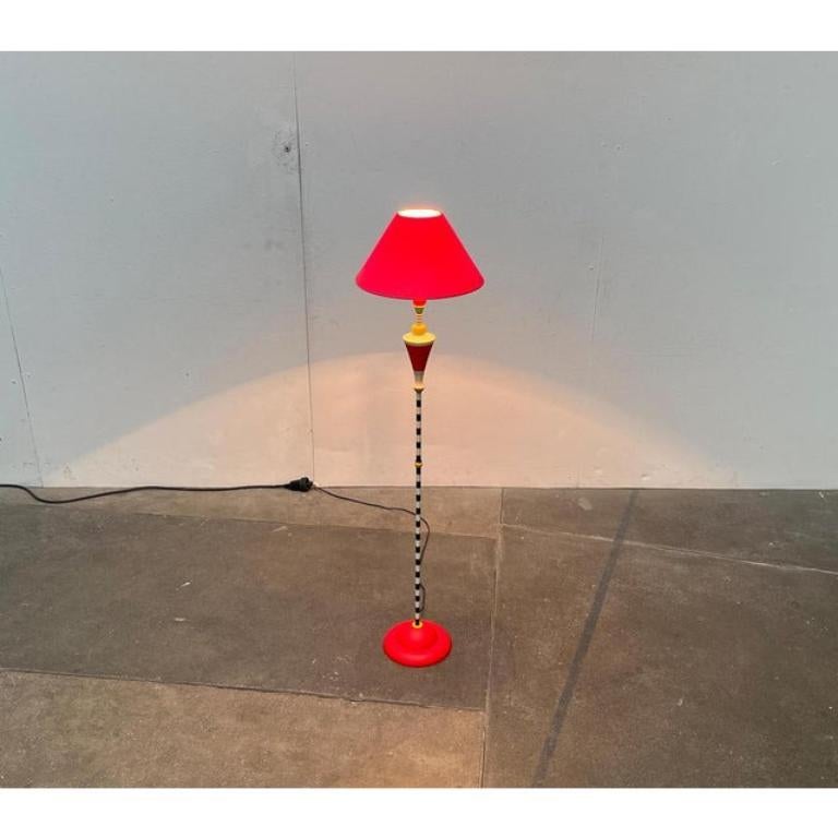 Lámpara de pie francesa vintage de Olivier Villatte, años 80 Francés en venta
