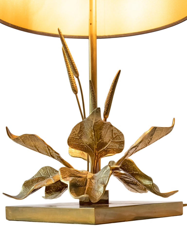 Vintage French Floral Design Table Lamp at 1stDibs