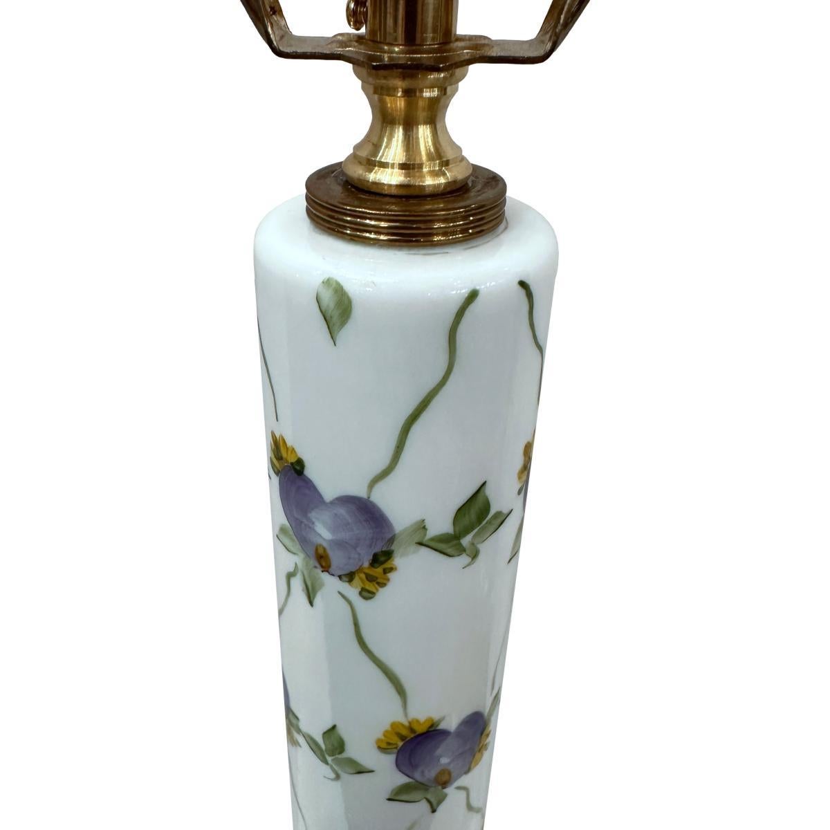 Lampe florale française vintage Bon état - En vente à New York, NY
