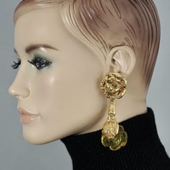 Vintage French Flower Lucite Dangling Earrings