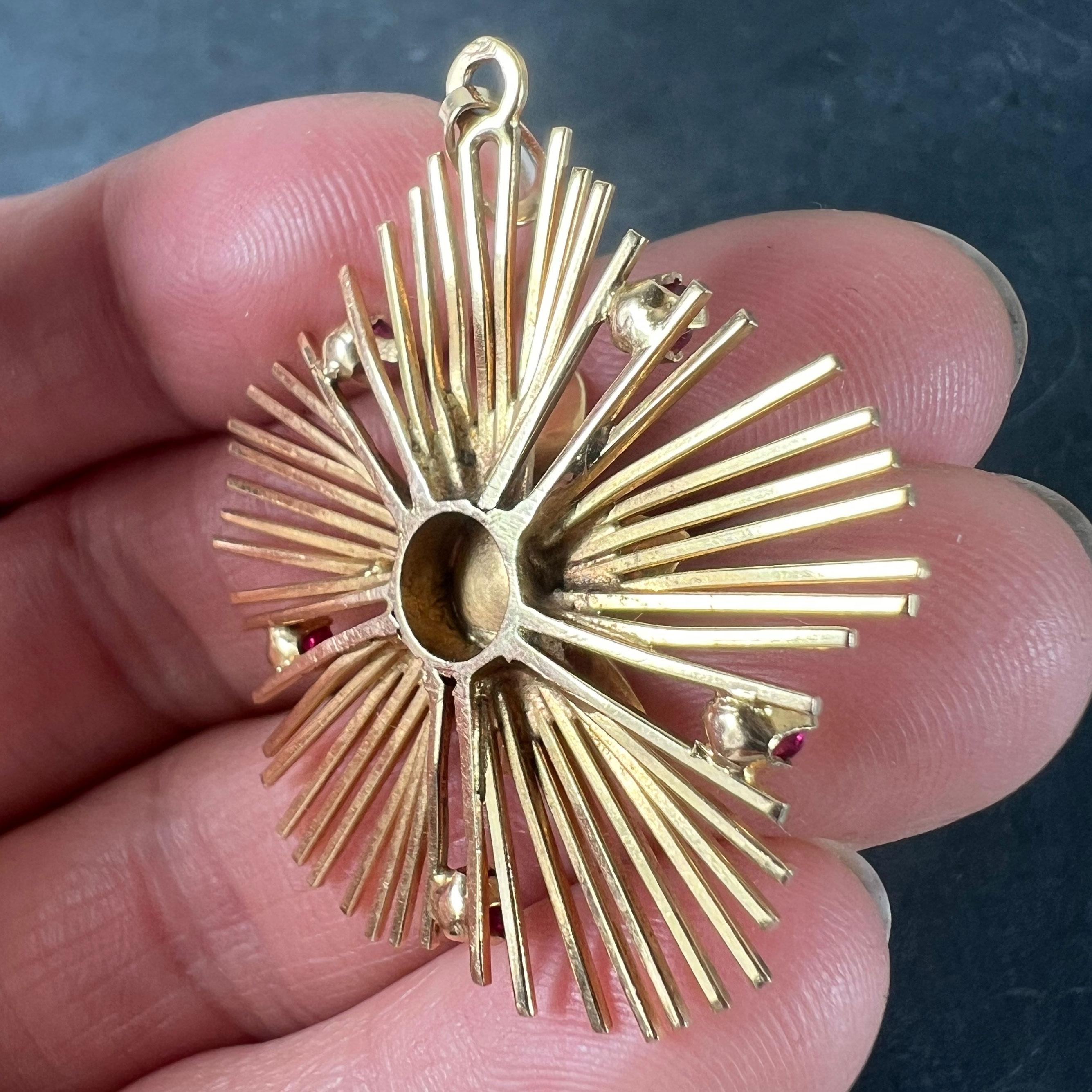 Collier vintage en or jaune 18K avec pendentif en rubis et fleur en forme de soleil en vente 5