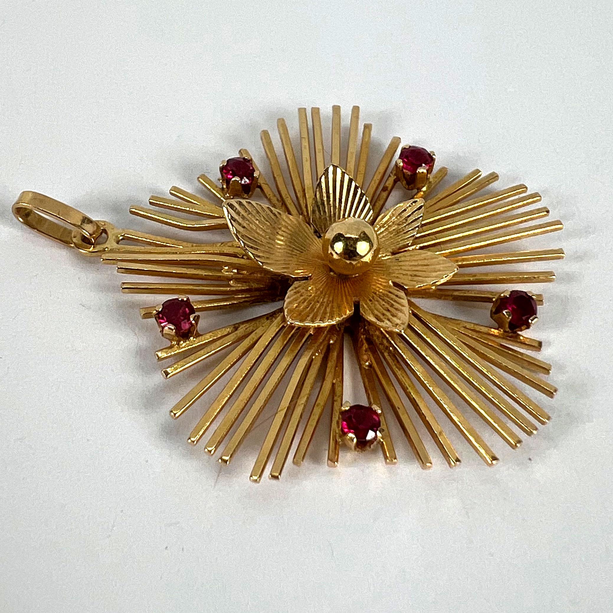 Collier vintage en or jaune 18K avec pendentif en rubis et fleur en forme de soleil en vente 11