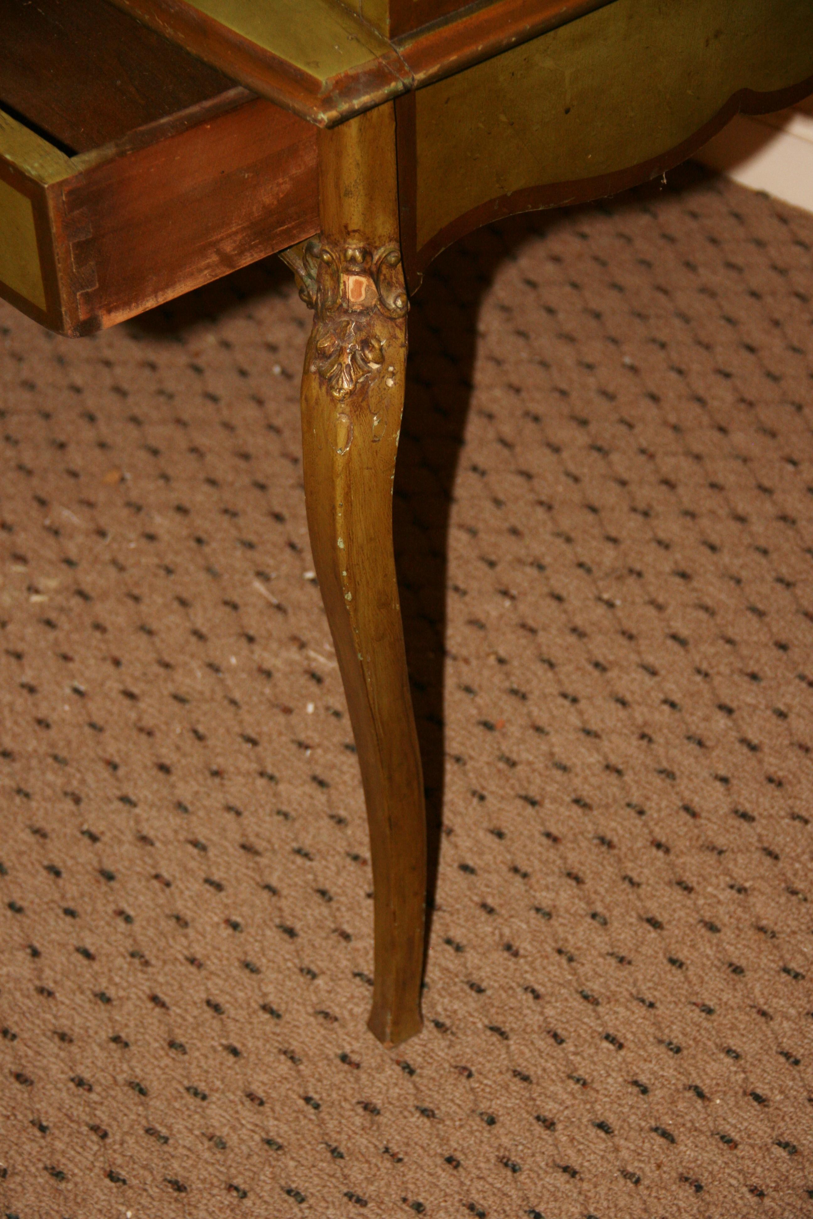 Französischer klappbarer Vintage-Schreibtisch mit handbemalten Blumen im Angebot 7