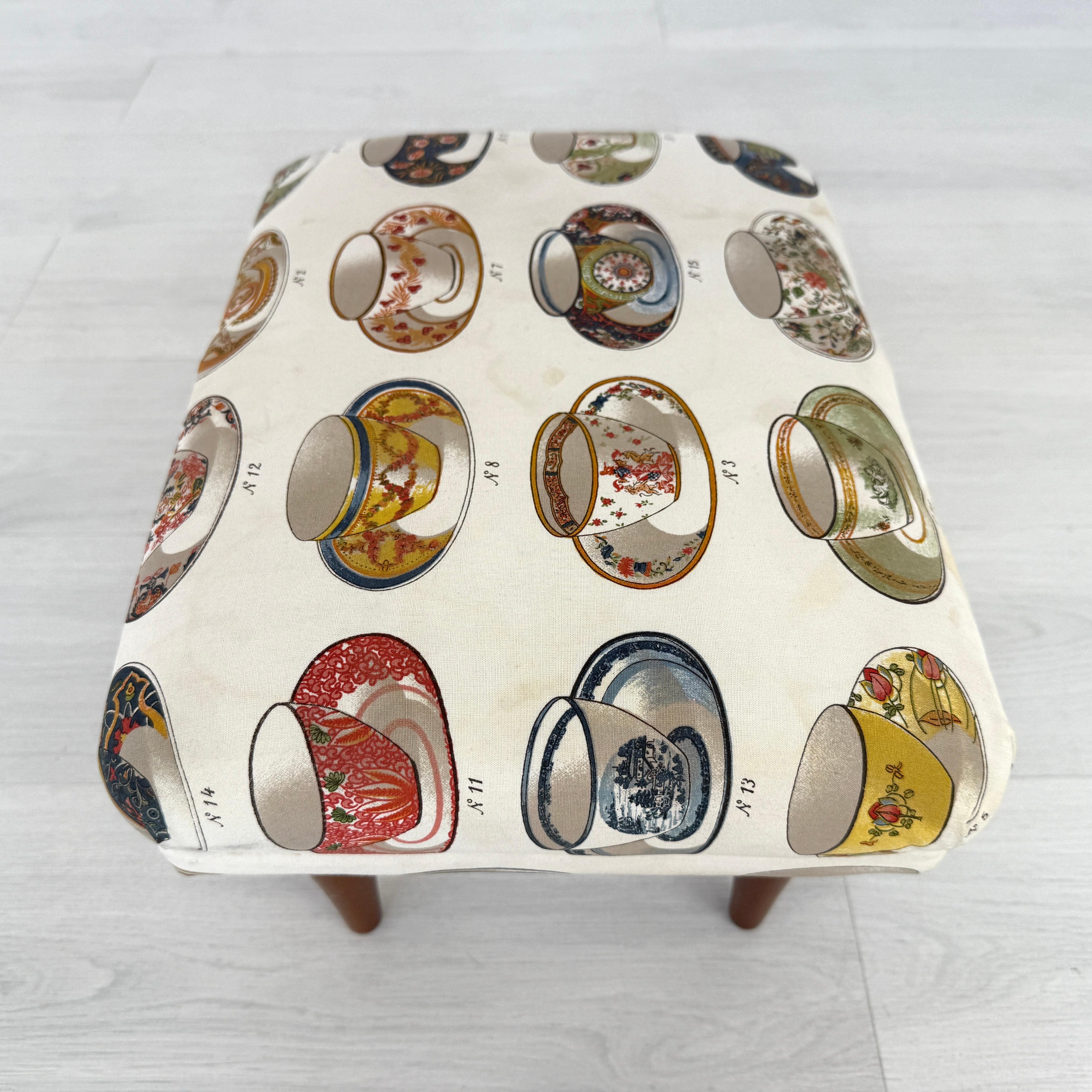 Sgabello francese vintage In condizioni discrete in vendita a Bridgeport, CT