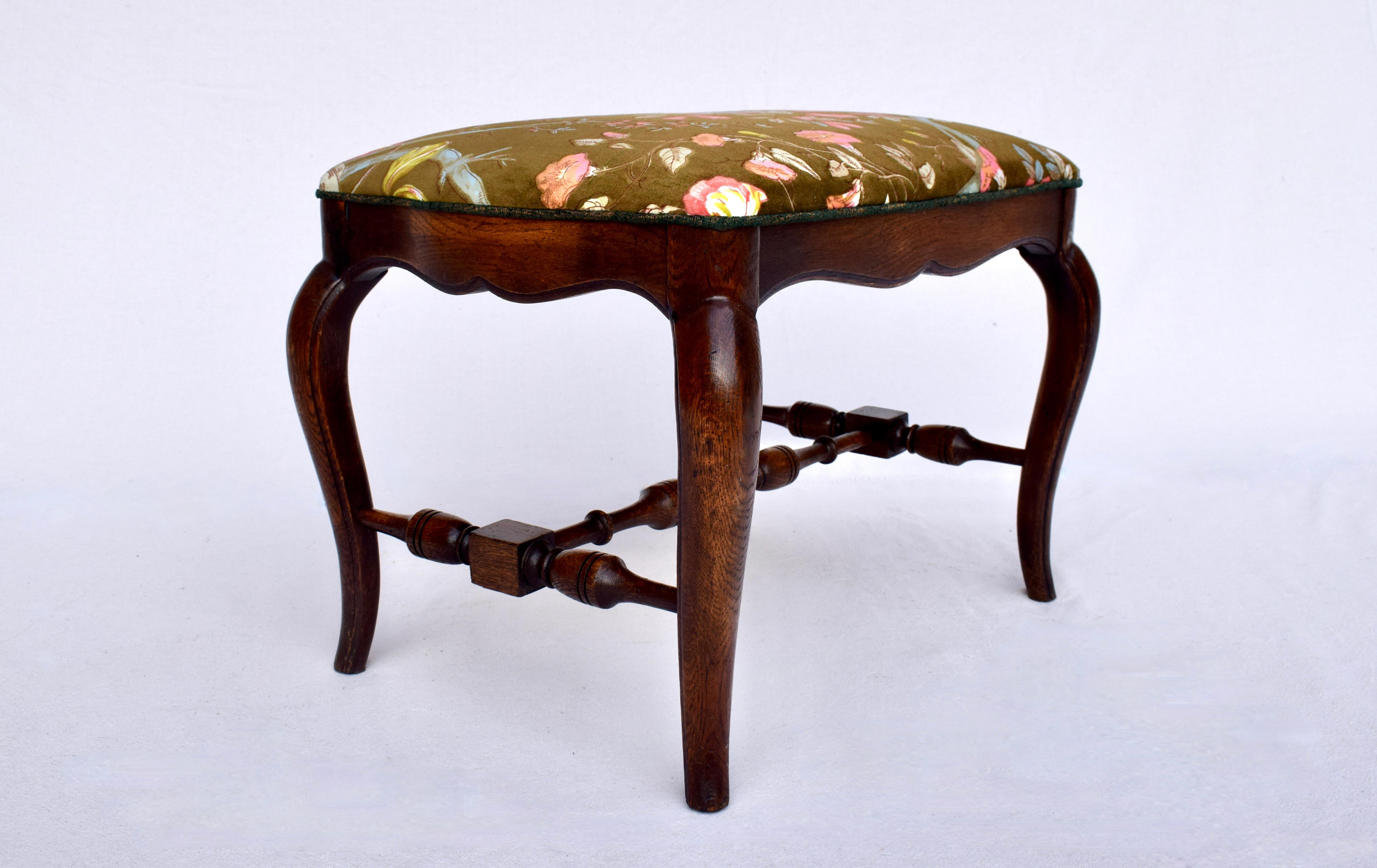 American Vintage French Footstool Ottoman in Brunschwig & Fils Velvet For Sale