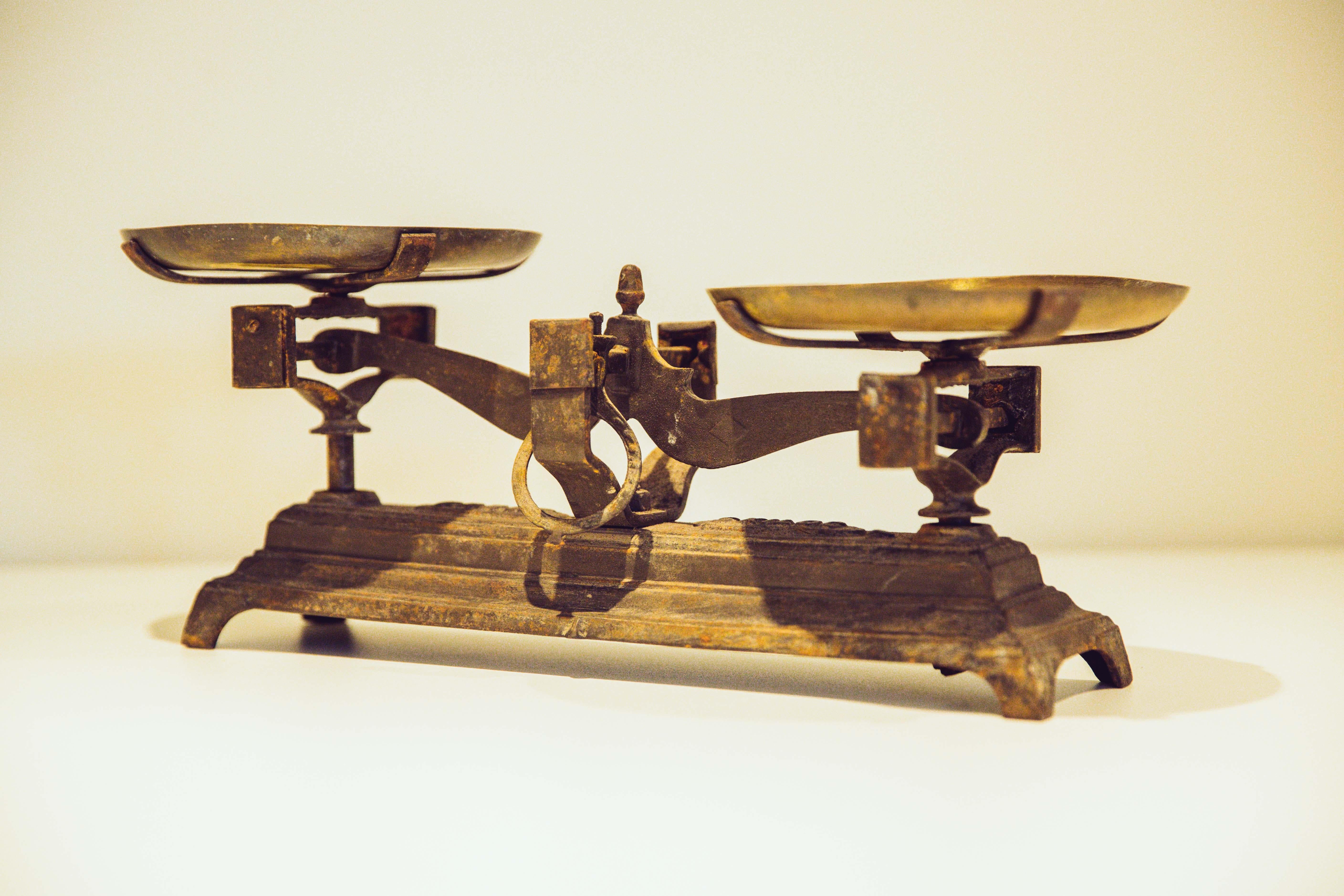 Mid-20th Century Vintage French Force Balance Scales For Sale