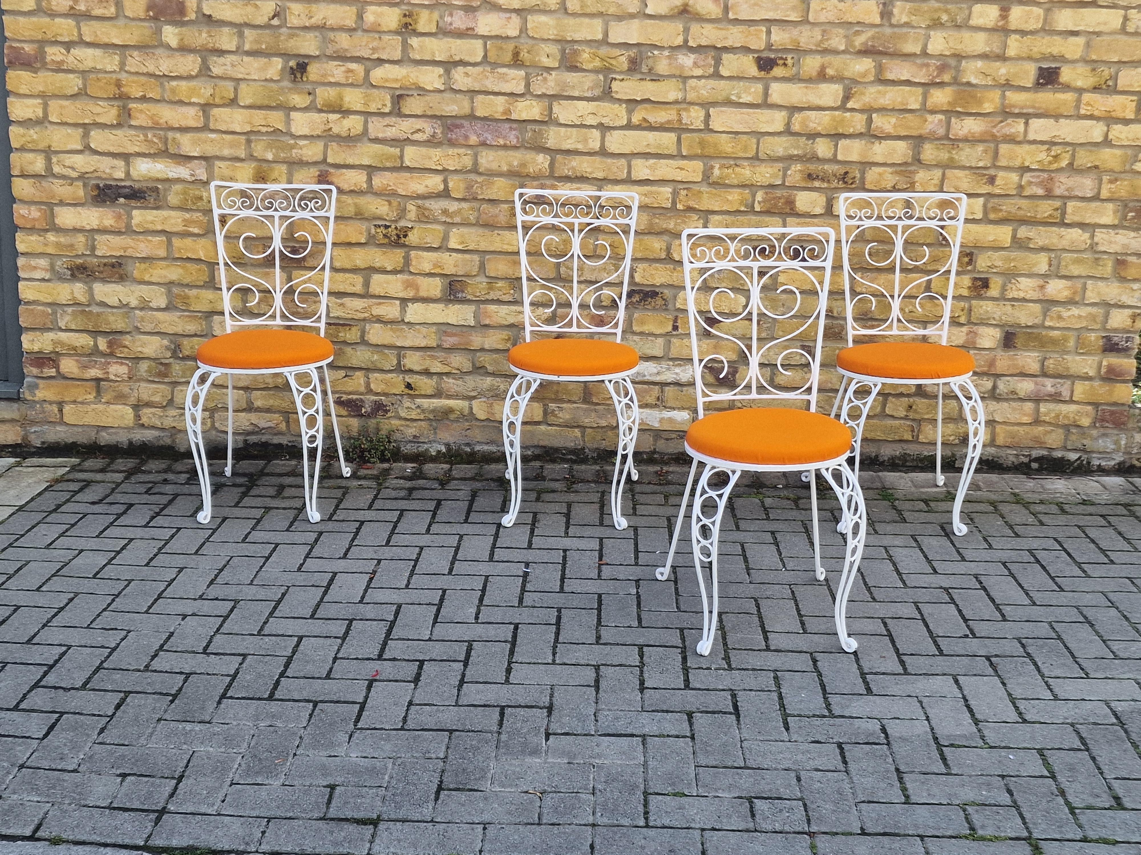 Painted Vintage French Garden Set/Patio Garden Table and Chairs