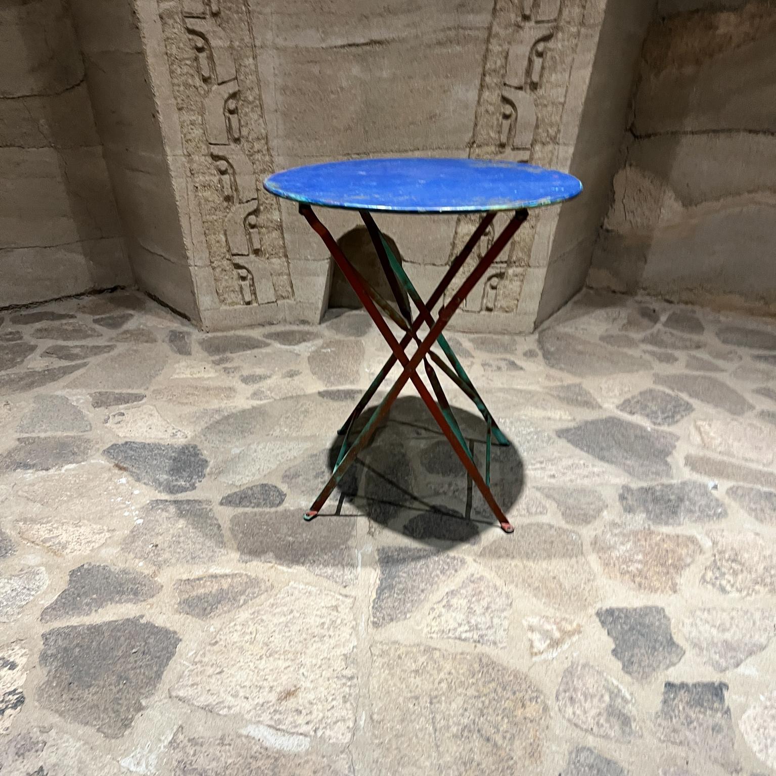 20th Century Vintage French Garden Table Set Folding Metal Chair For Sale