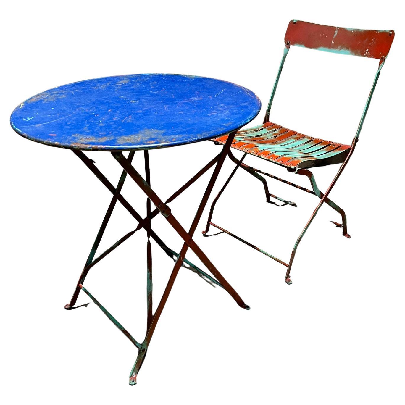 Französisches Gartentisch-Set aus klappbarem Metallstuhl, Vintage