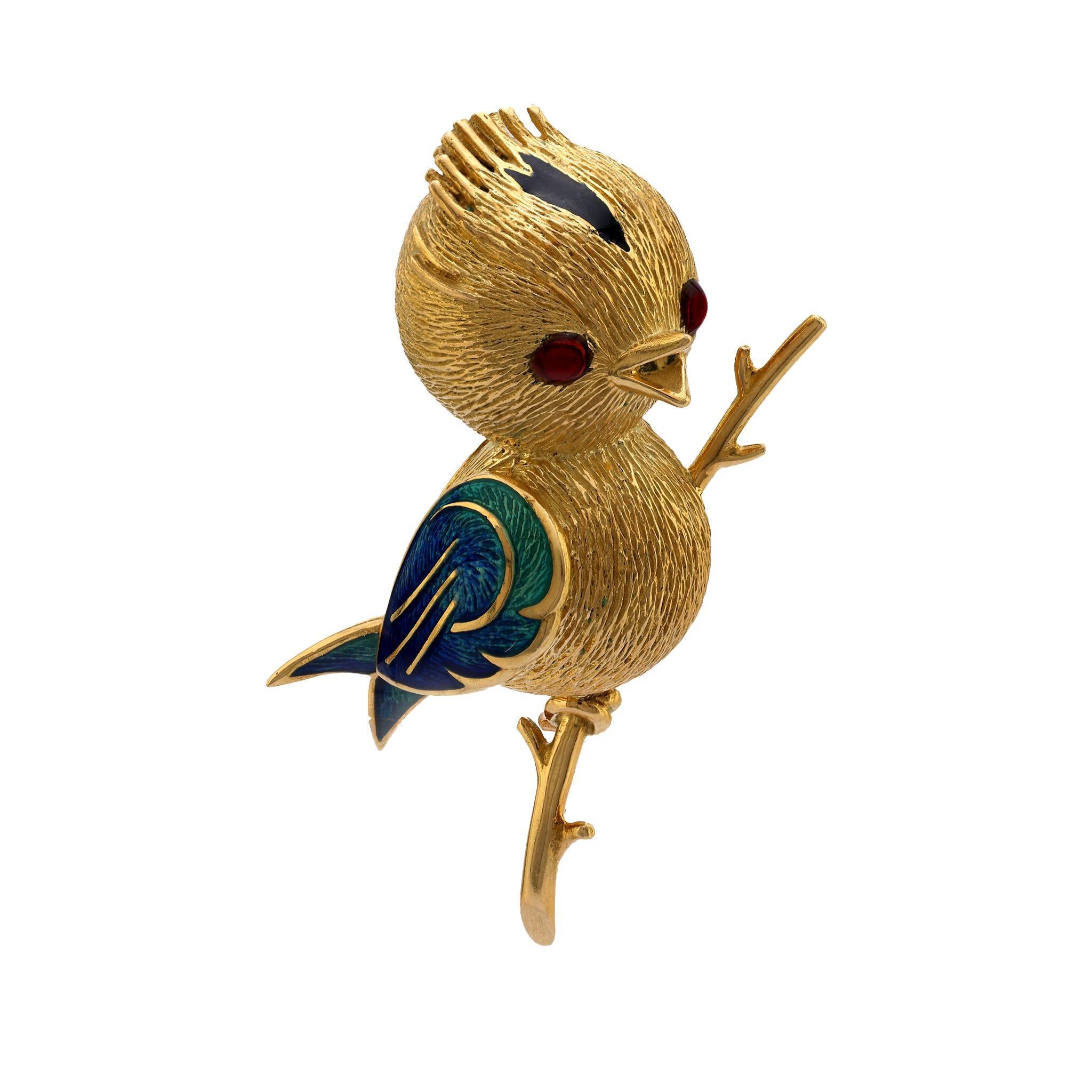 Modern Vintage French garnet 18k yellow gold enamel bird brooch For Sale