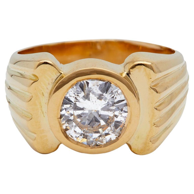 Bezel Set Vintage Diamond Ring - 867 For Sale on 1stDibs
