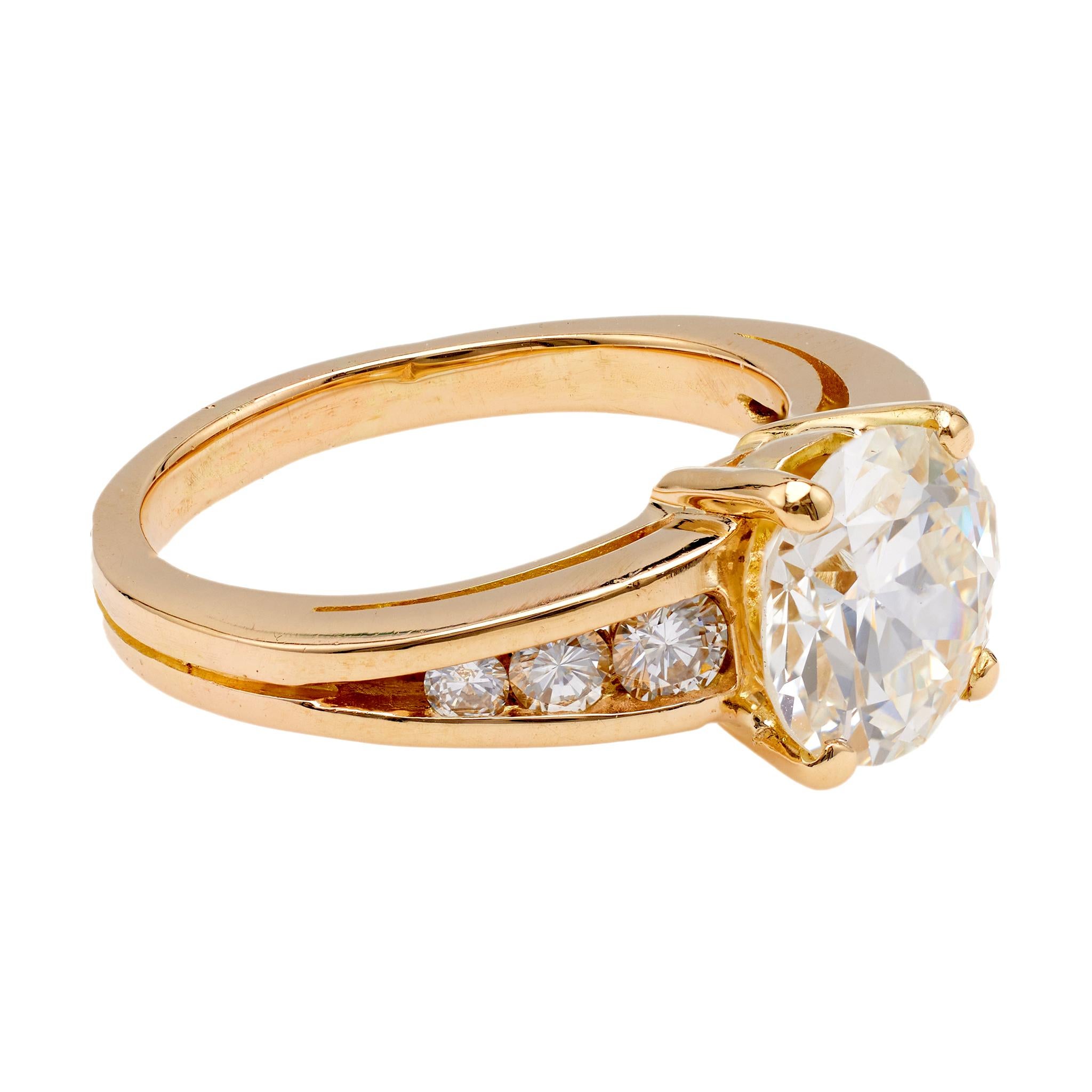 Bague en or jaune 18k avec un diamant français GIA de 2,21 carats de taille européenne ancienne Unisexe en vente