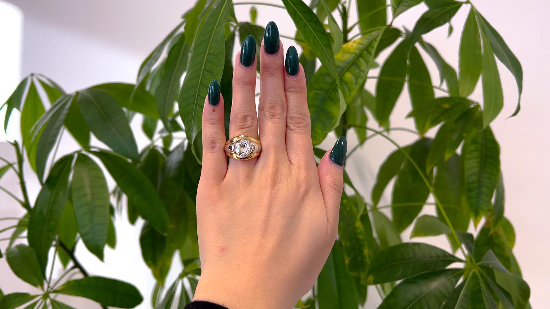 Ein Vintage Französisch GIA 3,12 Karat Old European Cut Diamond 18k zwei Tone Lünette Set Ring. Mit einem alten europäischen Diamanten im GIA-Schliff von 3,12 Karat, begleitet von der GIA-Nummer 2235121550, die besagt, dass der Diamant im