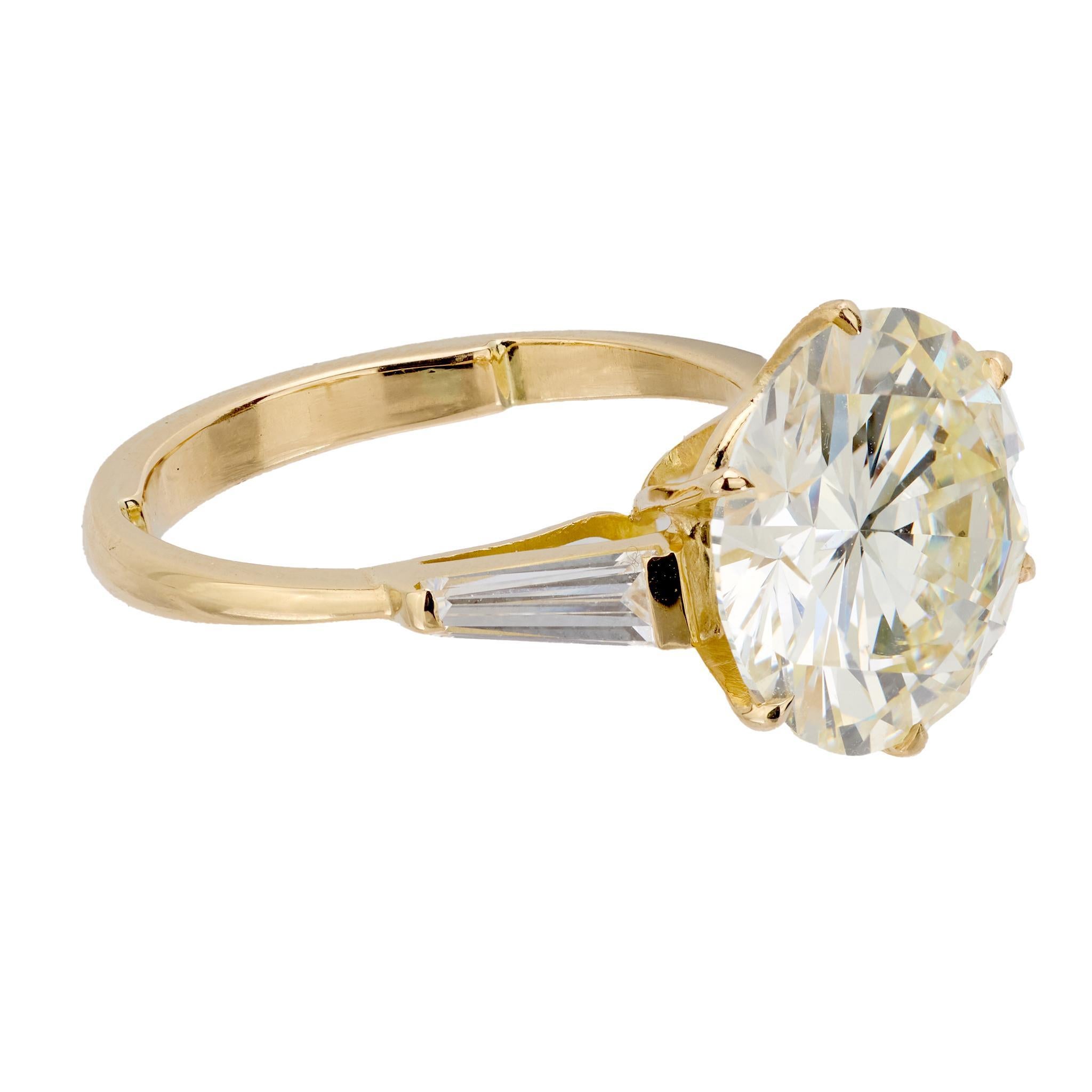 Modern Vintage French GIA 4.72 carat diamond 18k yellow gold engagement ring For Sale