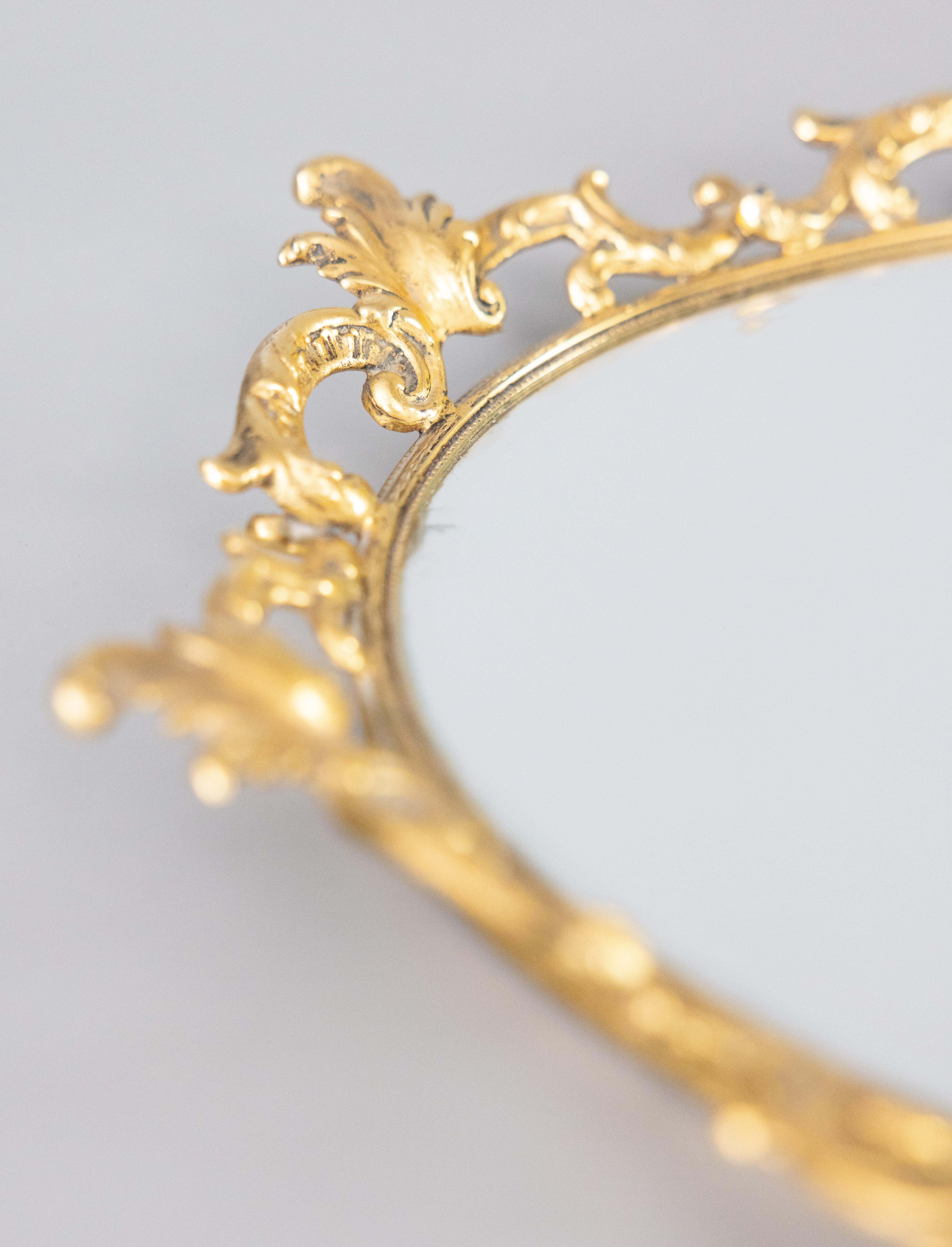 Vintage French Gilt Ormolu Acanthus Leaf Mirror Vanity Tray, circa 1950 In Good Condition In Pearland, TX