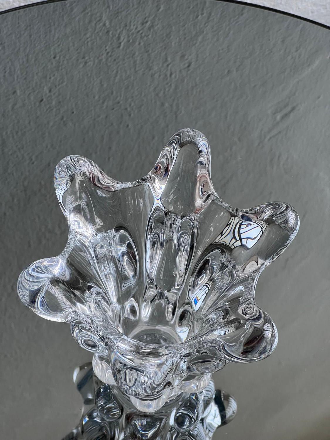 Vaso di vetro francese d'epoca, firmato Art Vannes, decorativo anni '50, da collezione In condizioni buone in vendita a Milano, IT