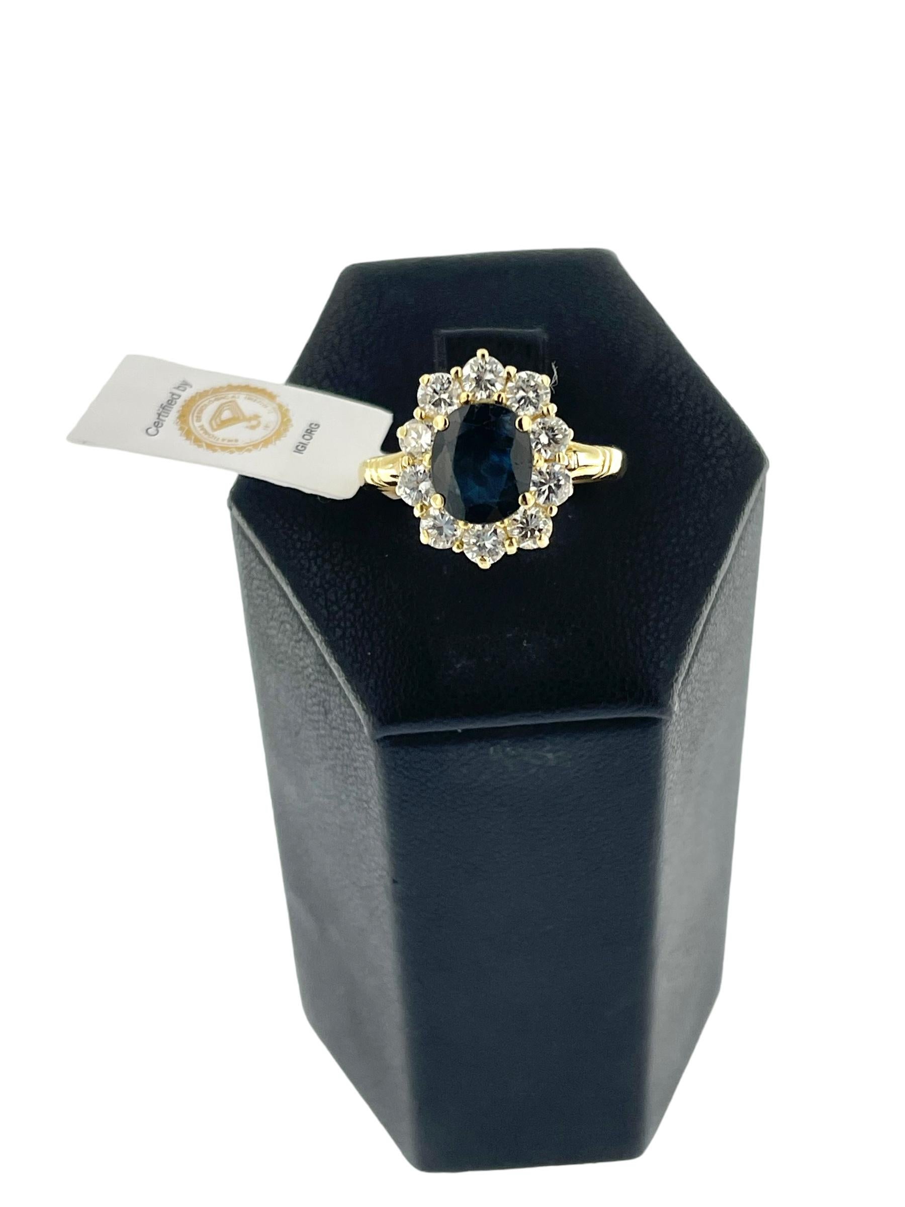 Women's or Men's Vintage French Gold Cocktail Ring 1.60ct Sapphire and Diamonds IGI Certified For Sale
