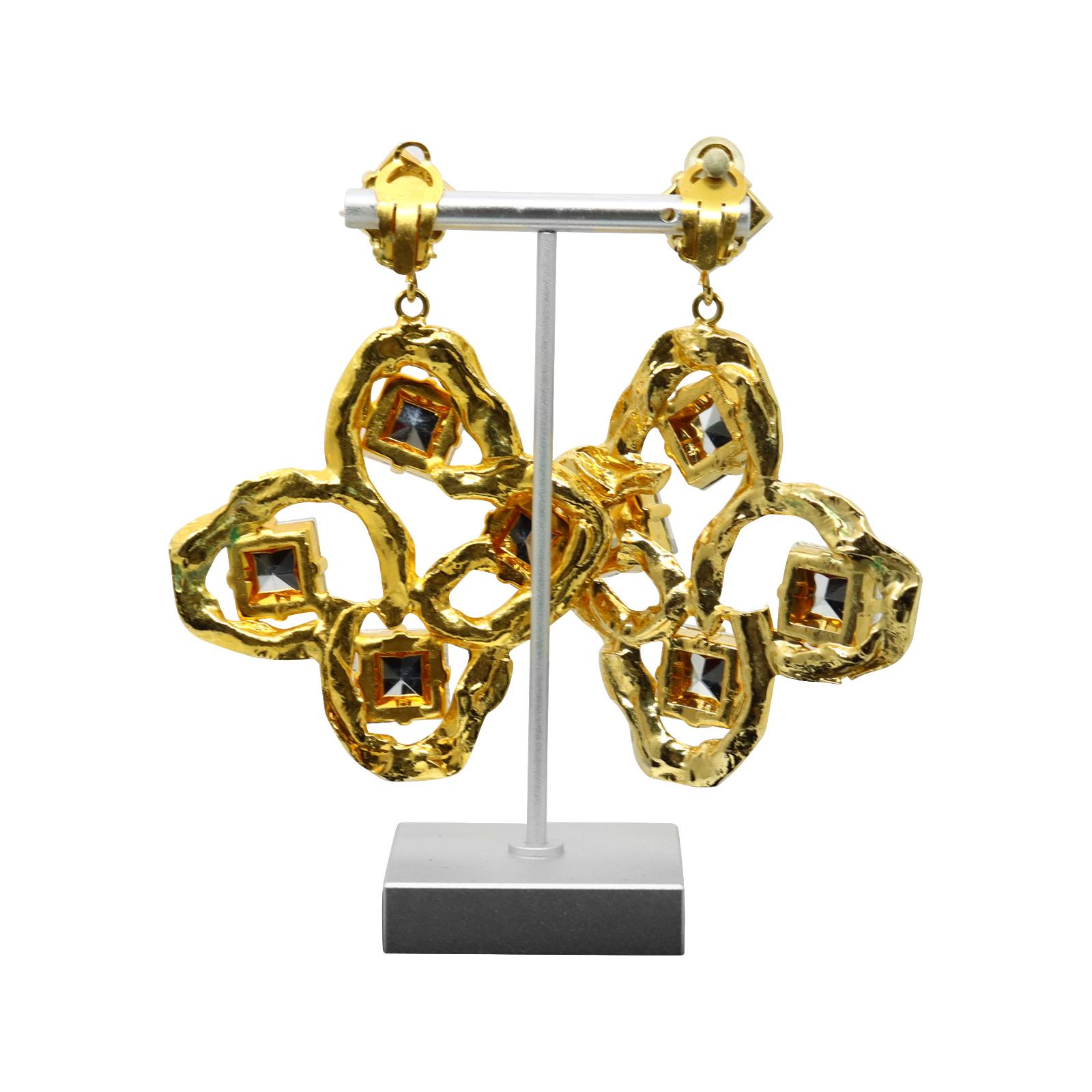 Vintage Yves Saint Lauren YSL Gold-Ton  Couture mit großen Kristallen ca. 1980er Jahre im Angebot 2