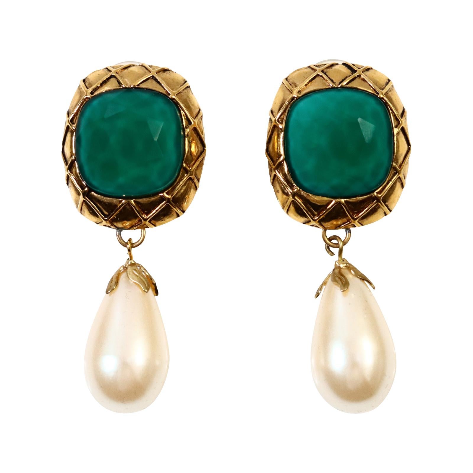 Vintage French Gold with Green and Dangling Faux Peal Earings Circa 1980s For Sale 2