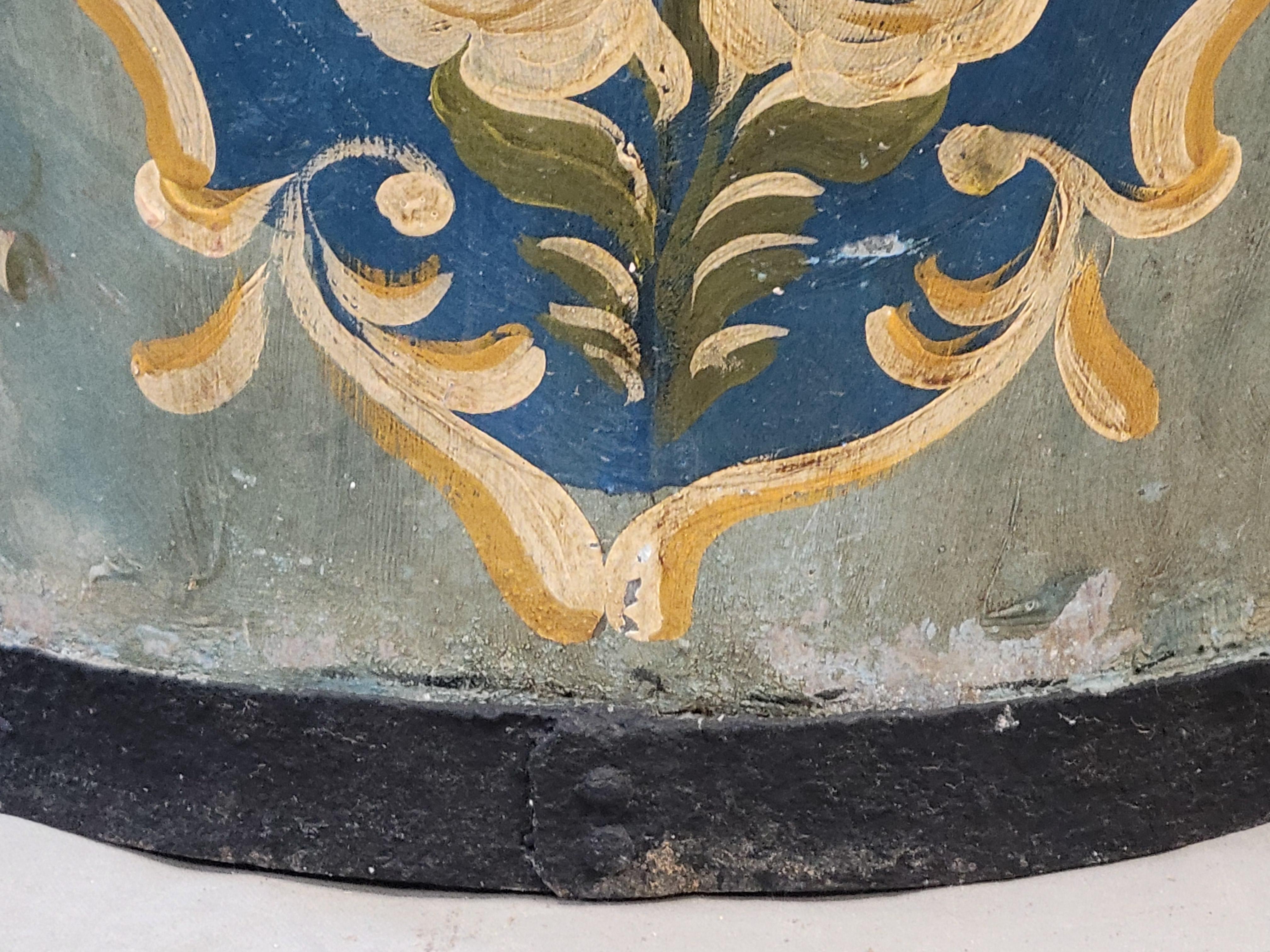 Seau de récolte français vintage avec décoration en tôle en vente 1