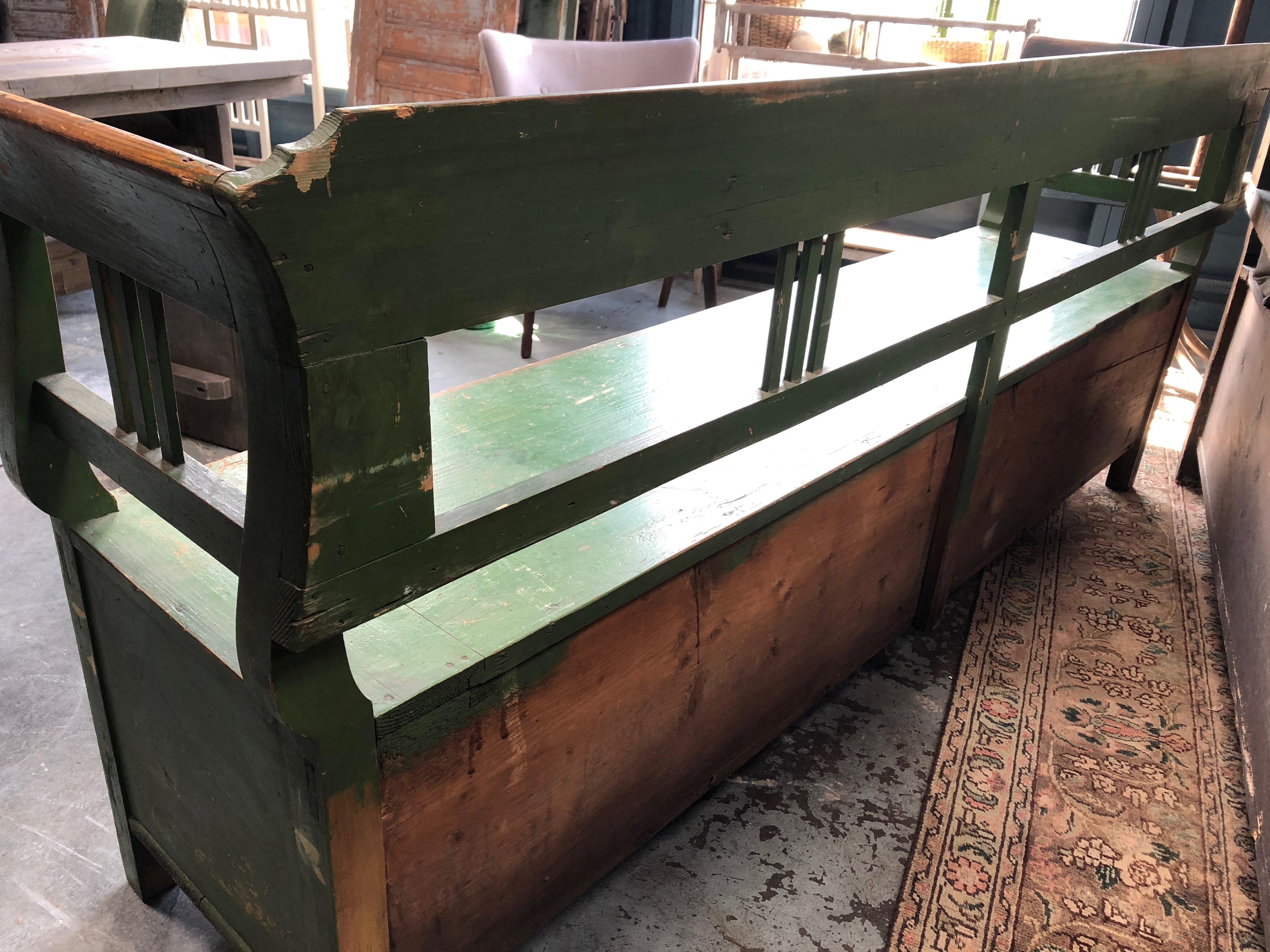 vintage green bench