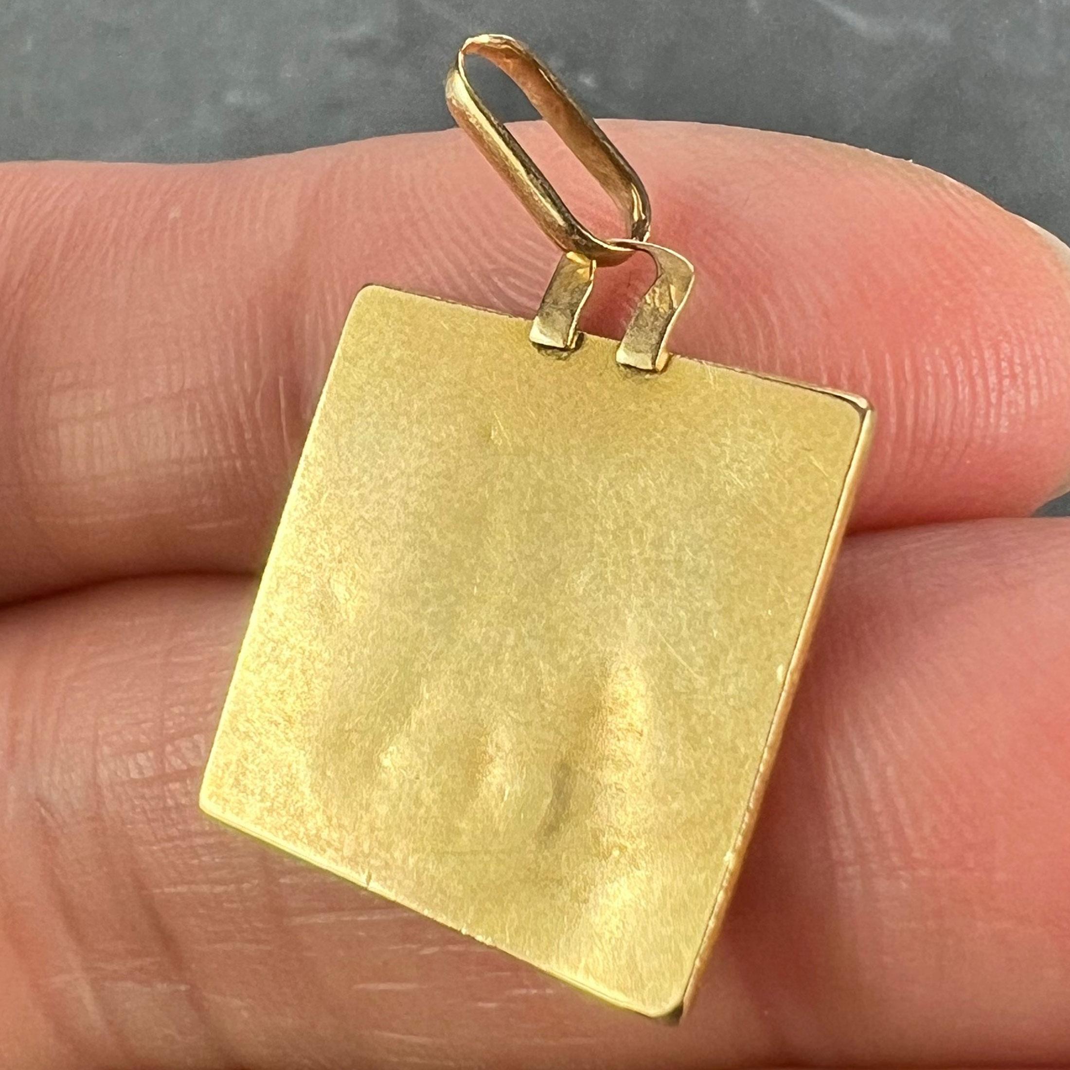 Pendentif breloque carré Saint Christopher français en or jaune 18 carats en vente 4