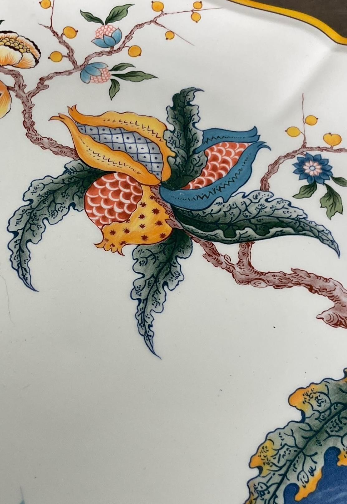 Plato de tarta vintage francés pintado a mano Francés en venta