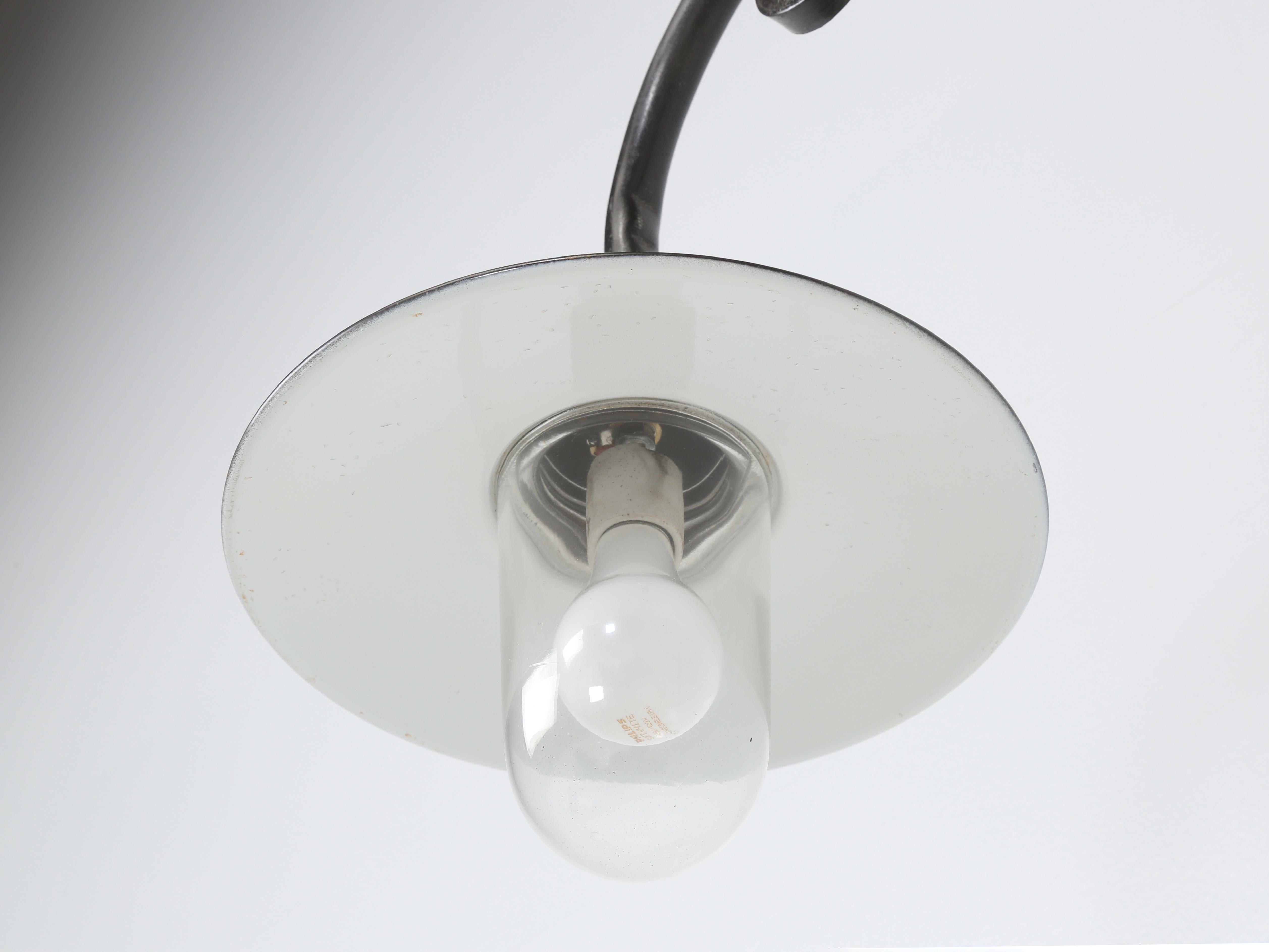 Vintage French Hanging Two Lamp Pendant Chandelier Ideal für eine Kücheninsel im Angebot 5