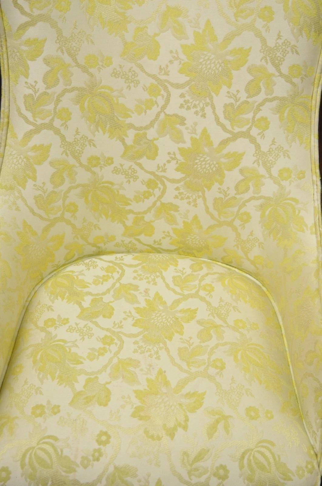 Sedie da salotto in mogano intagliato d'epoca Hollywood Regency - una coppia in vendita 6