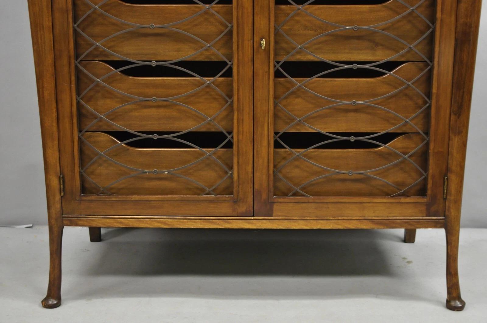Vintage Français Hollywood Regency Custom Walnut Tall Chest Highboy Dresser en vente 5
