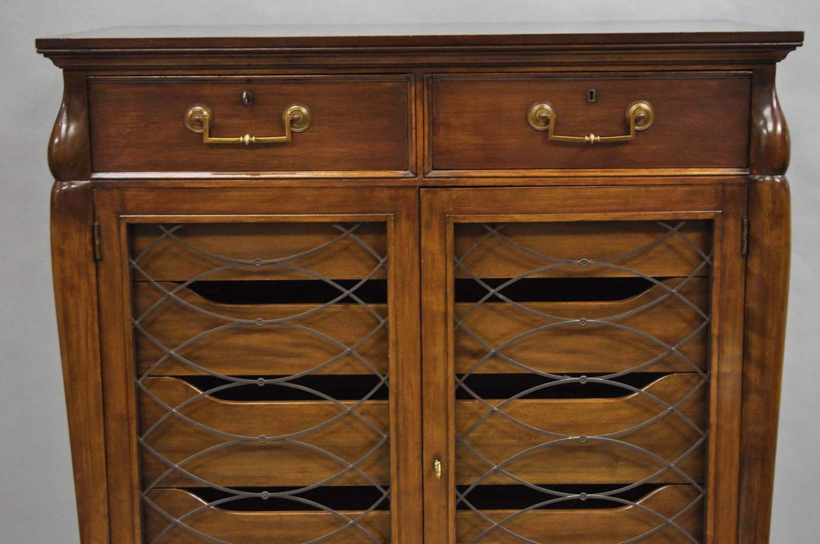 Inconnu Vintage Français Hollywood Regency Custom Walnut Tall Chest Highboy Dresser en vente