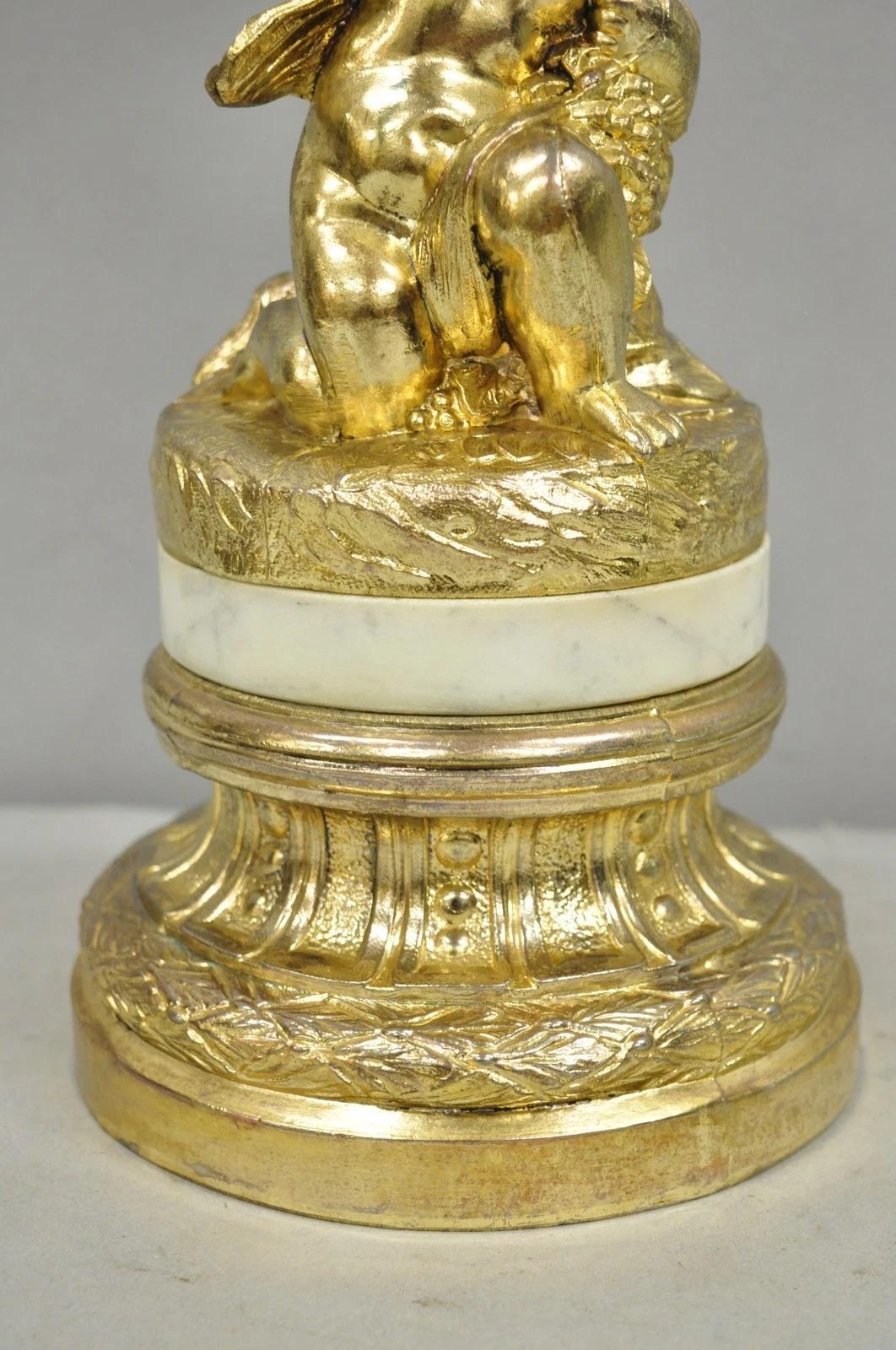 Vintage French Hollywood Regency Gold Cherub Crystal Glass Globe Table Lamp en vente 2