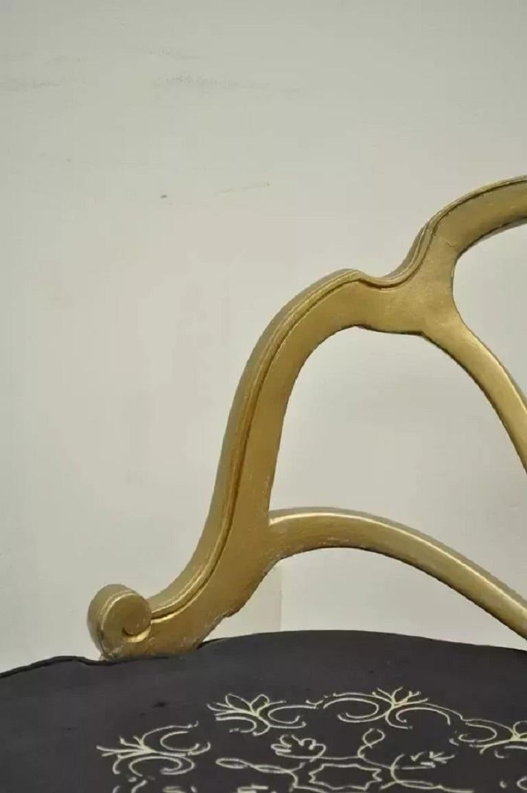 Vintage French Hollywood Regency Gold Shell Carved Boudoir Slipper Accent Chair For Sale 3