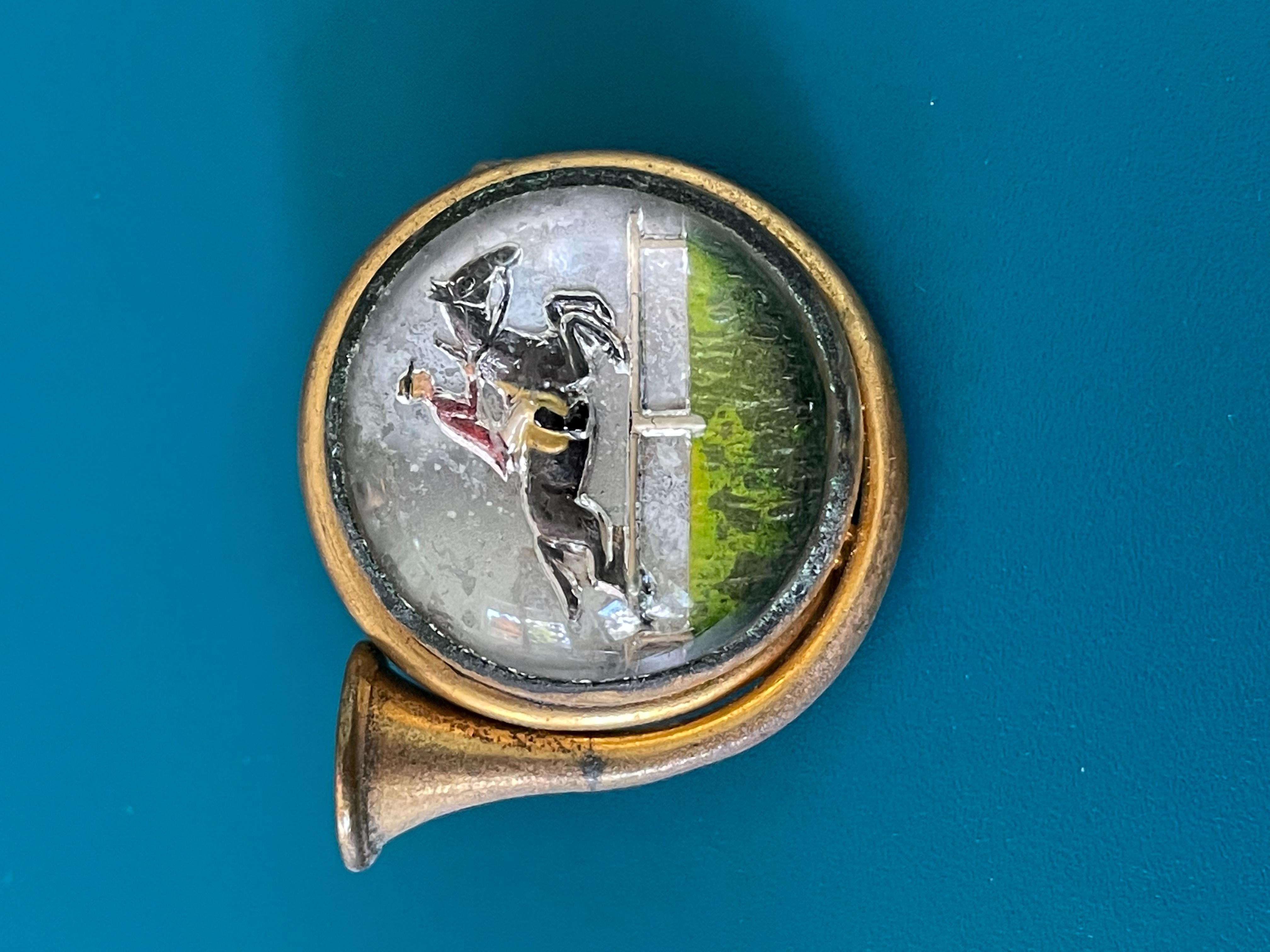 Vintage French Horn Reverse Painted Essex Crystal Brooch Pin with Horse, Rider In Good Condition For Sale In St. Louis Park, MN