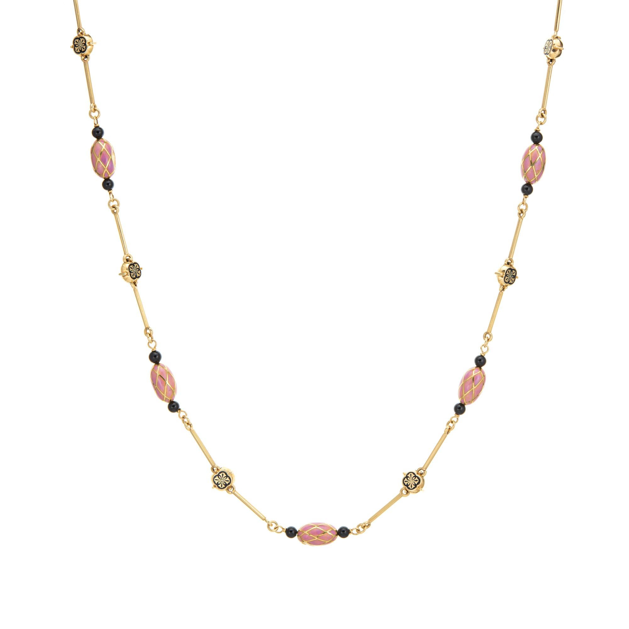 Französische Import-Emaille-Halskette aus 18 Karat Gelbgold, lang, 27 Zoll, rosa schwarzer Onyx (Perle) im Angebot