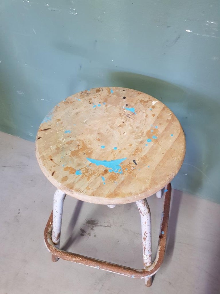 Vintage French Industrial Adjustable Stool, by Unic tables à Paris ...