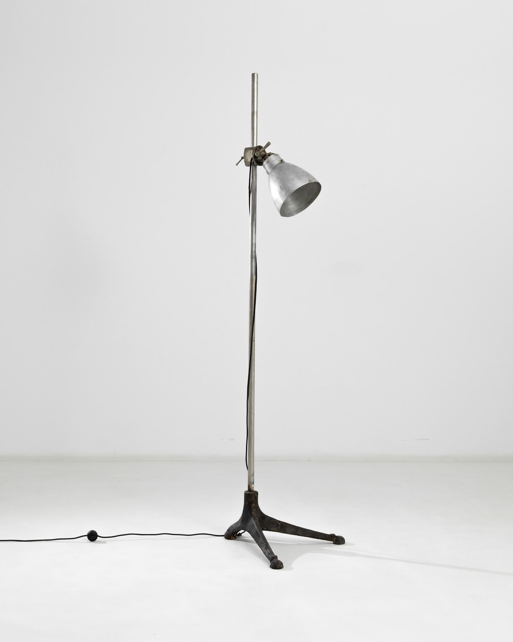 Französische Industrie-Metall-Stehlampe, Vintage im Angebot 3