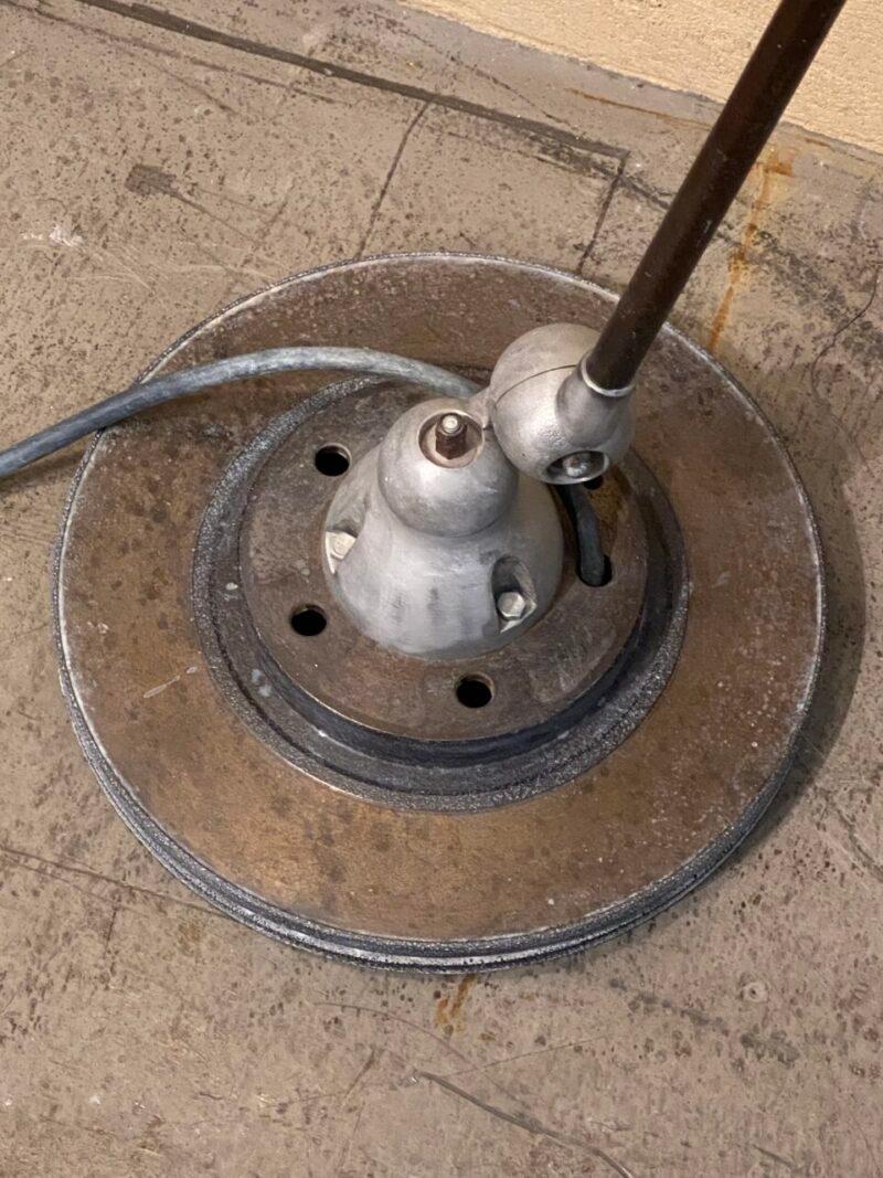 Français Lampadaire industriel standard français vintage, Jieldé en vente