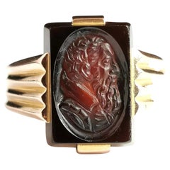 Vintage French Intaglio Ring, 9k Yellow Gold, c1940s